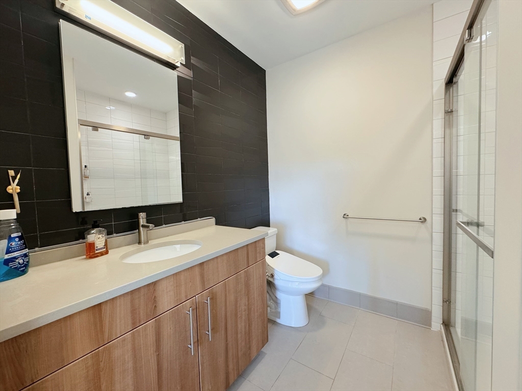 1975 Massachusetts Ave # 301