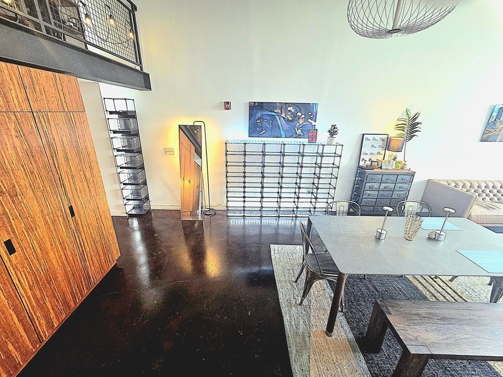 950 Broadway # 23