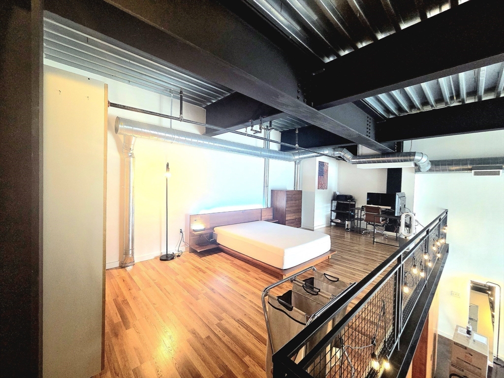 950 Broadway # 23