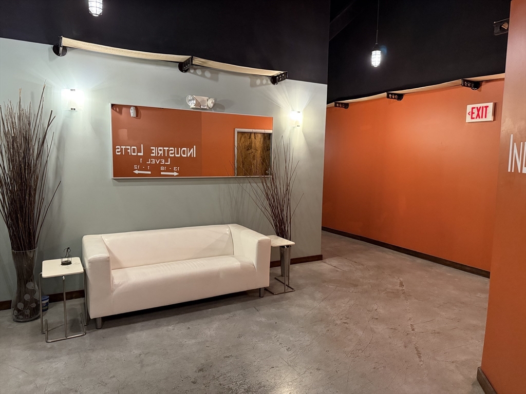 950 Broadway # 23