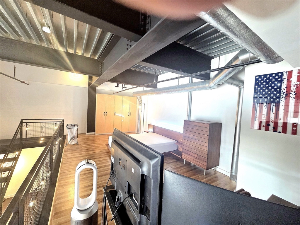 950 Broadway # 23