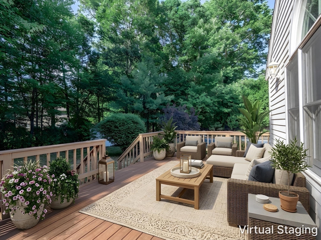 4 Flint Meadow Ln