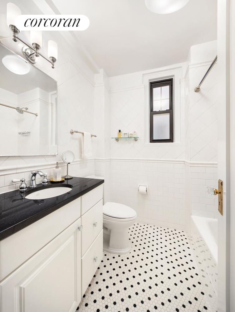 23 W 73RD Street 706A