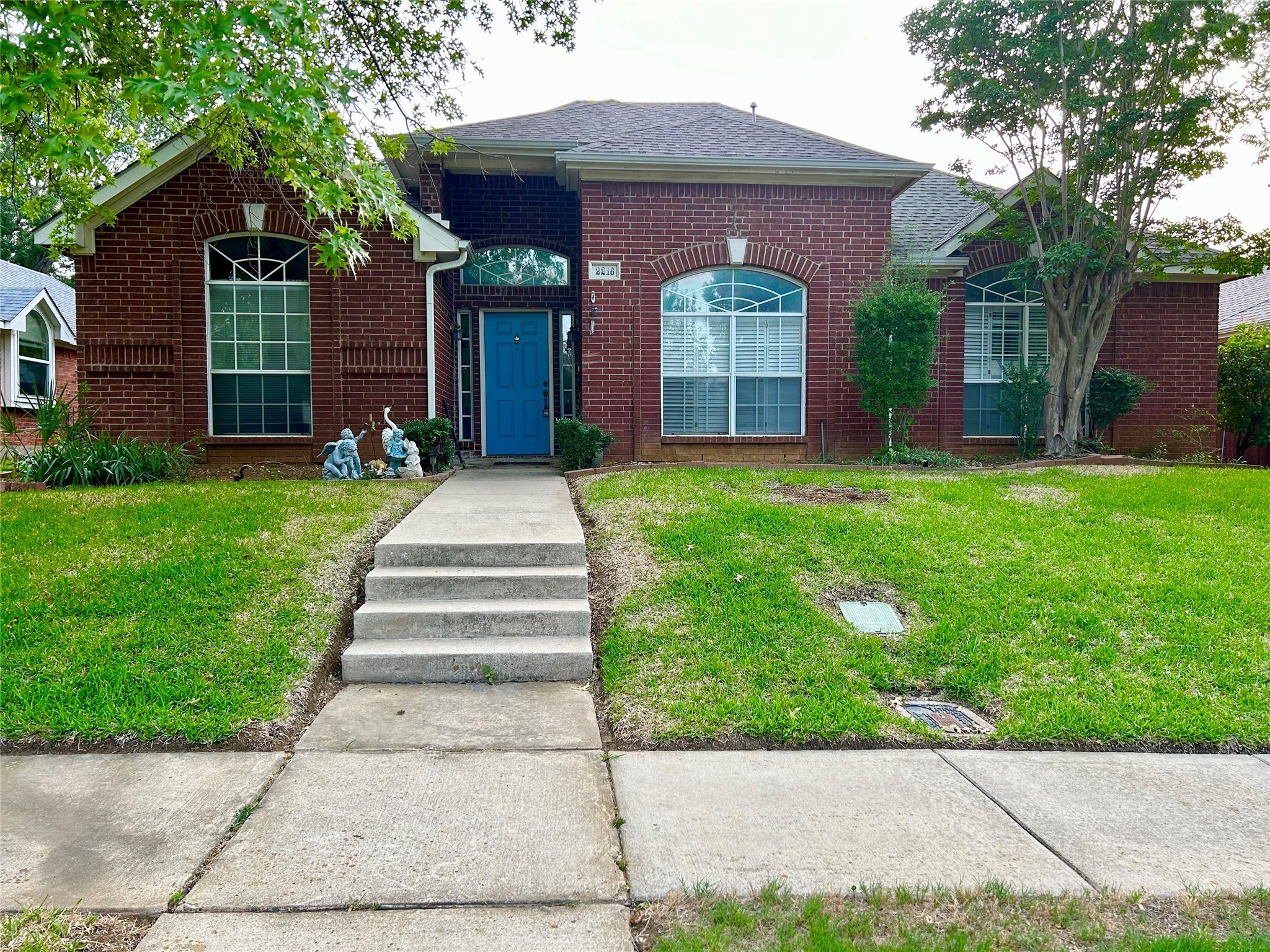 2216 Swallow Lane