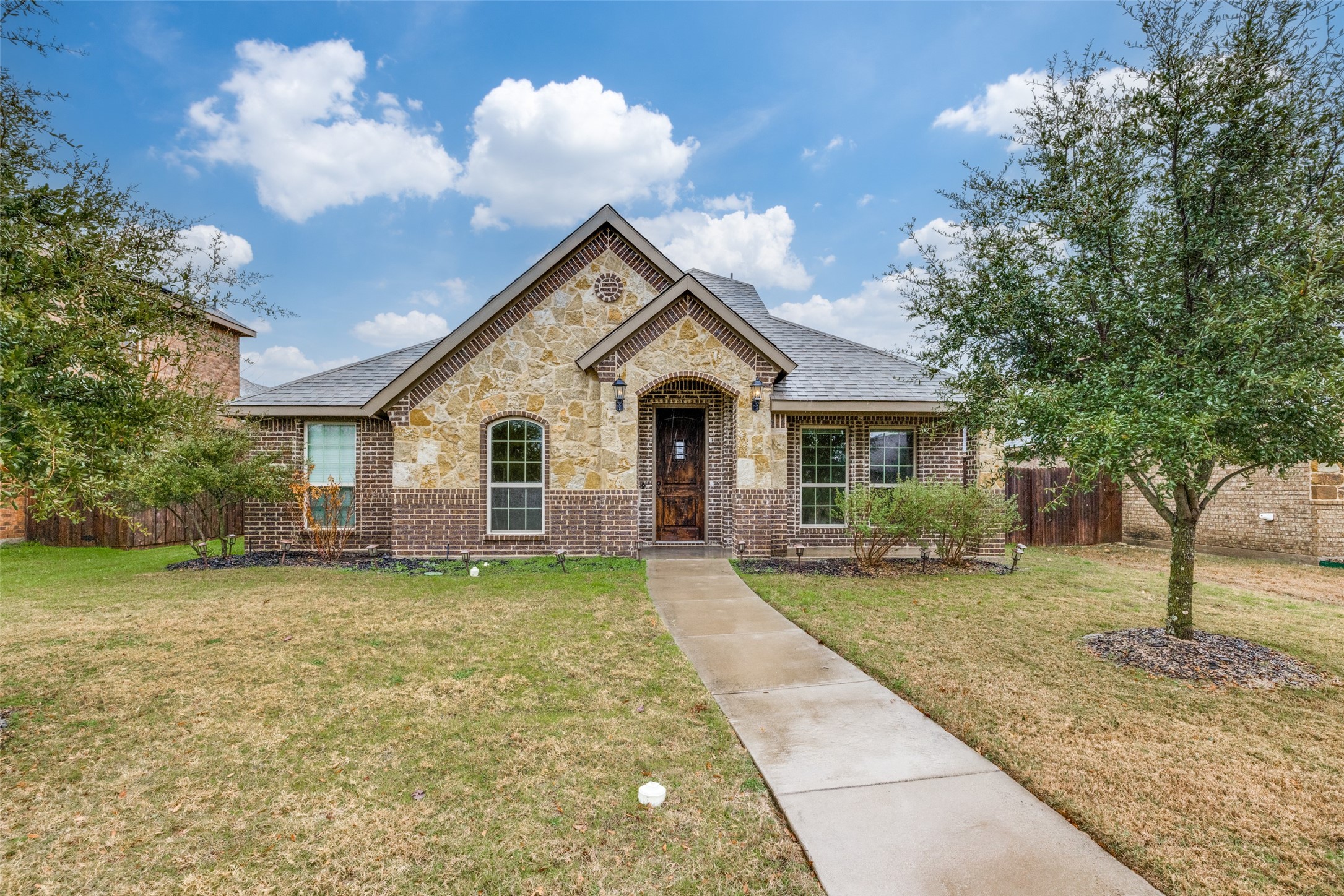 3036 Carlton Parkway