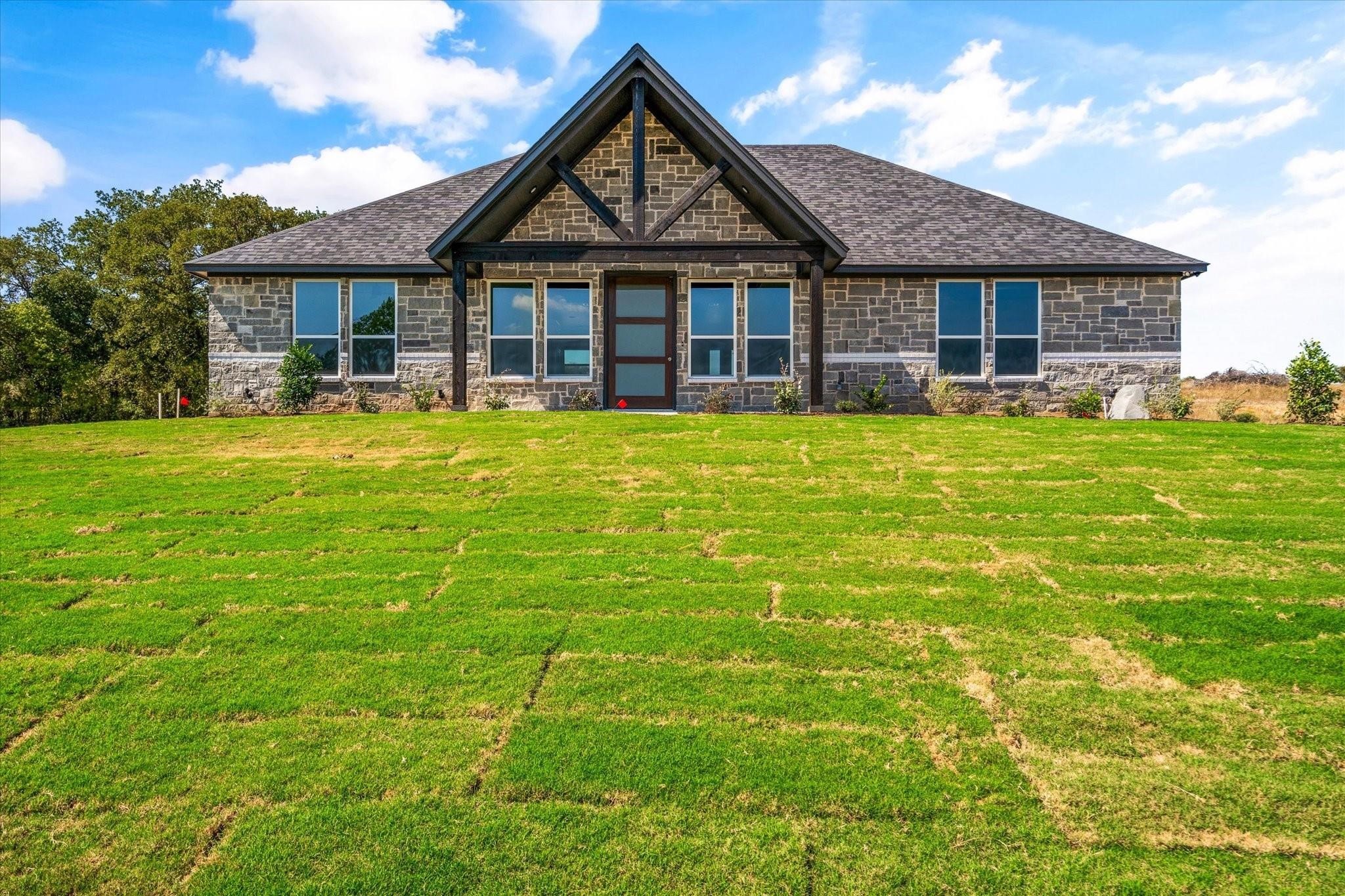 10024 Valley Oak Court