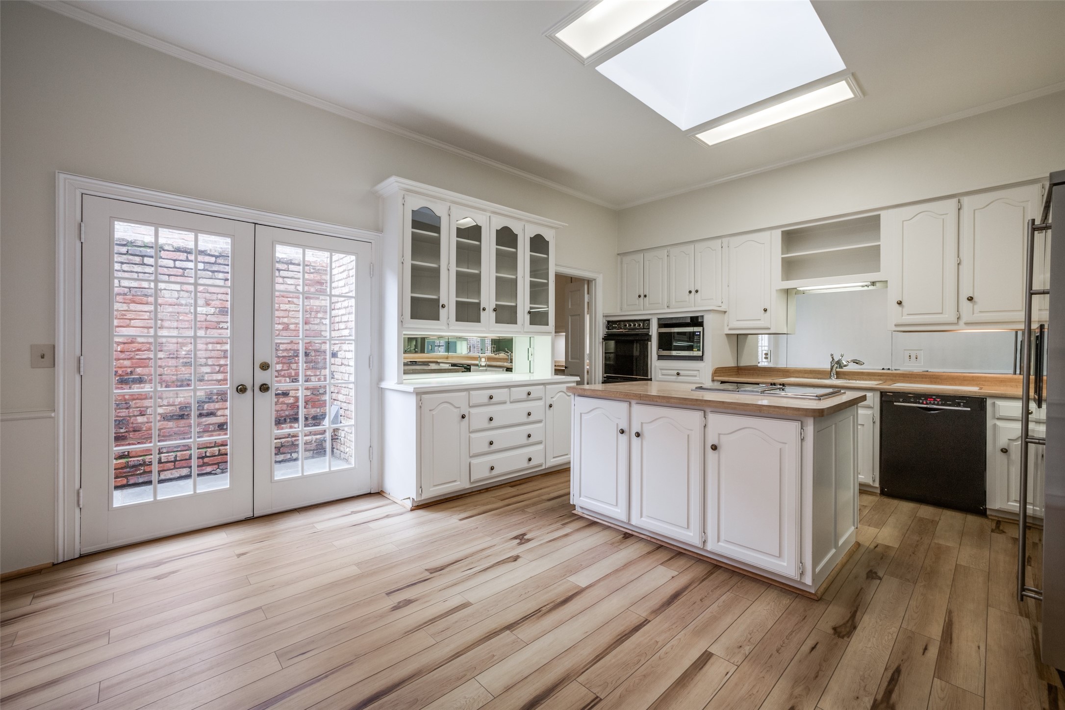 14128 Regency Place