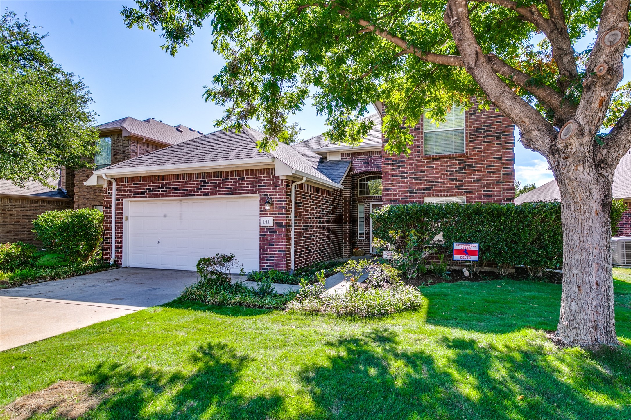 141 Turnberry Lane