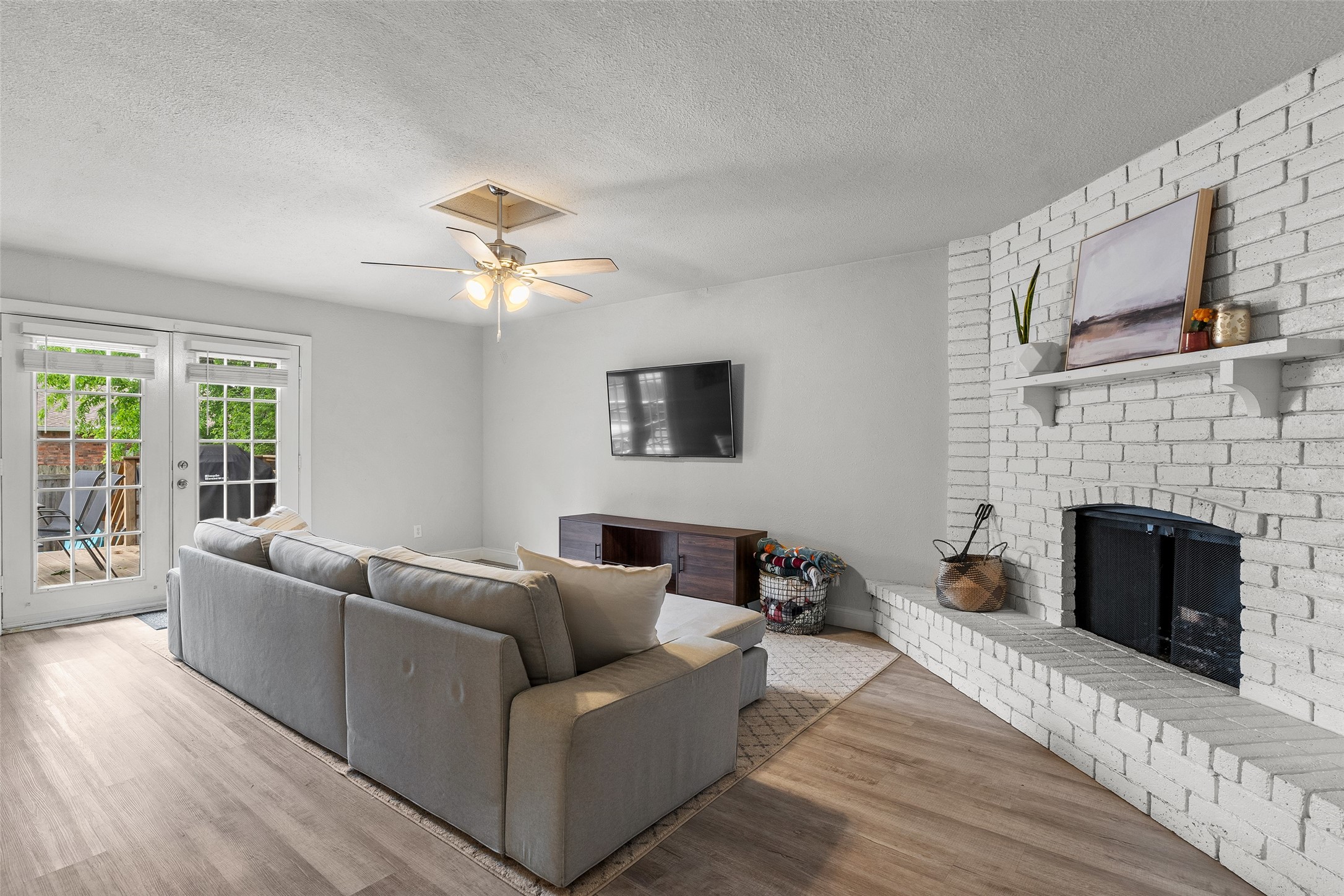 520 Hanover Drive