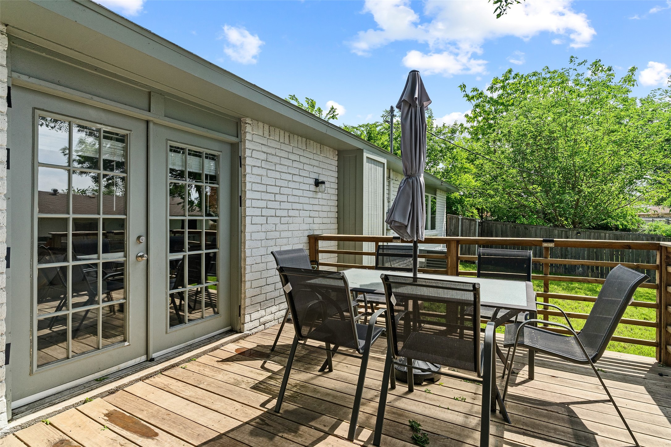 520 Hanover Drive