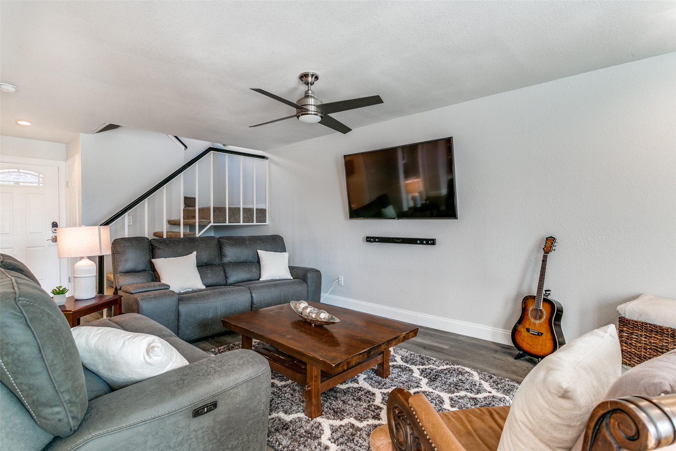 3126 Pin Oak Court