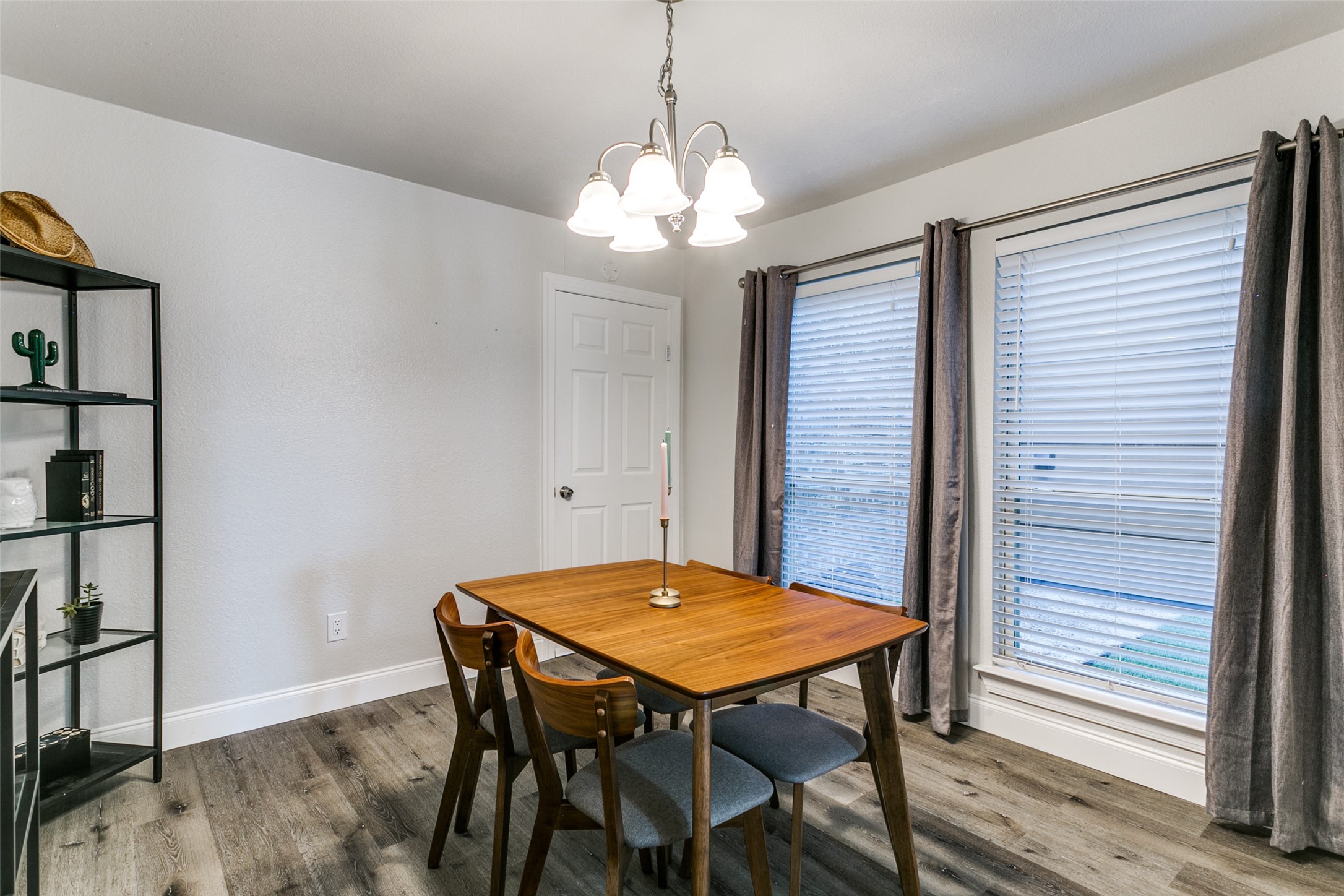 3126 Pin Oak Court