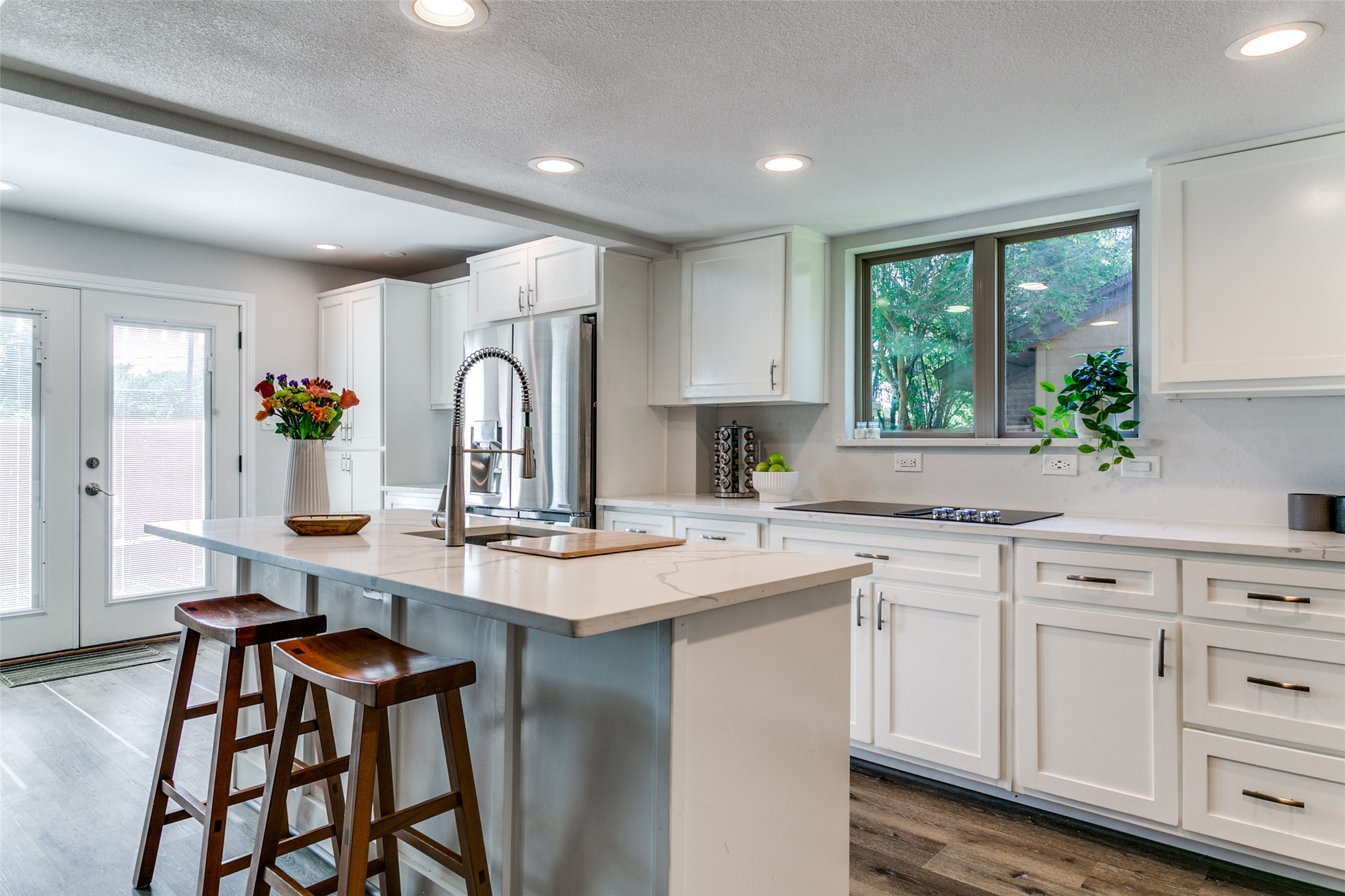 3126 Pin Oak Court