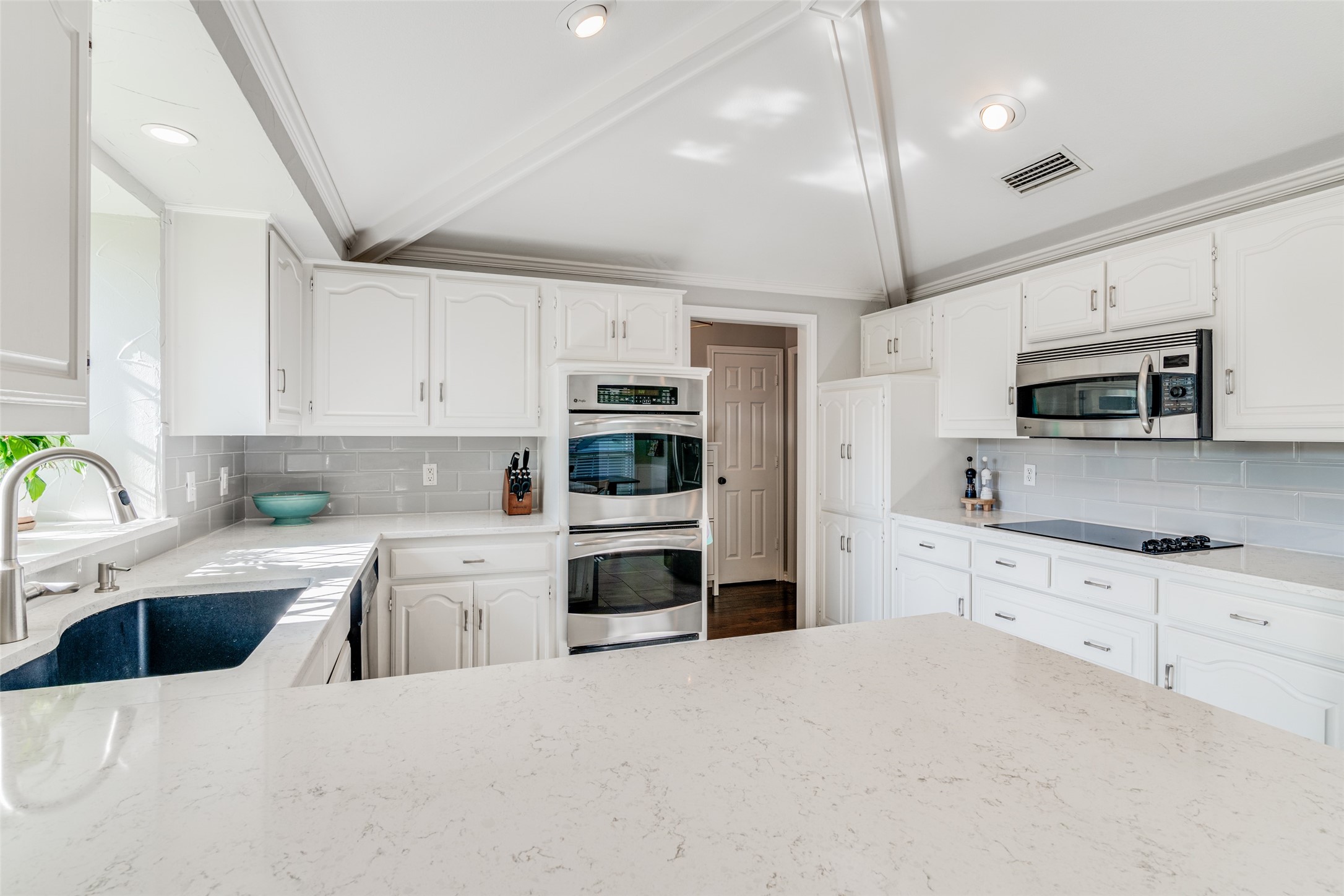 163 Highland Meadow Circle