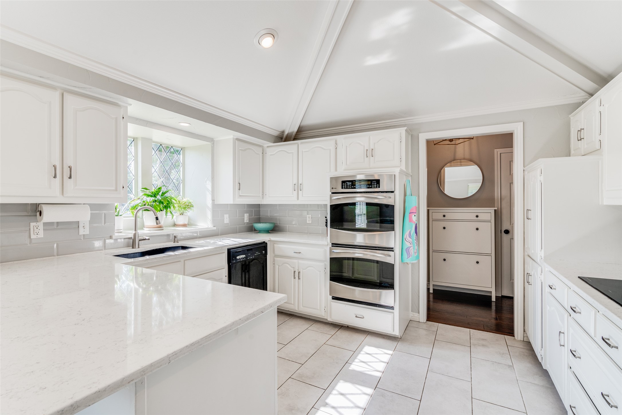 163 Highland Meadow Circle