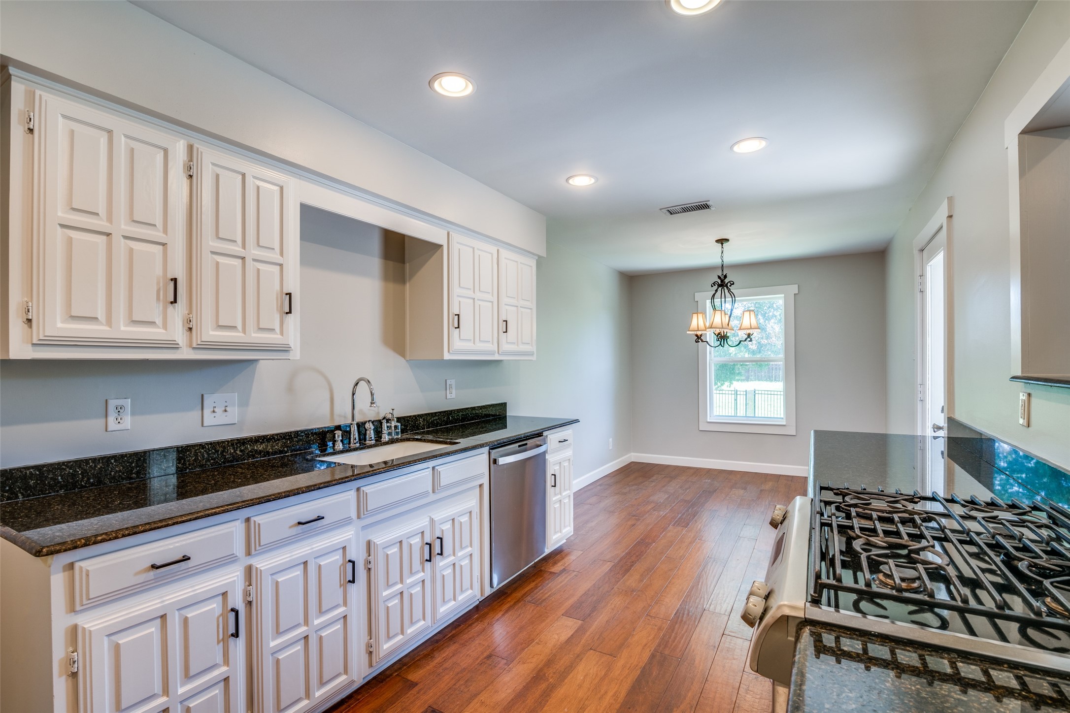 512 Greenridge Drive