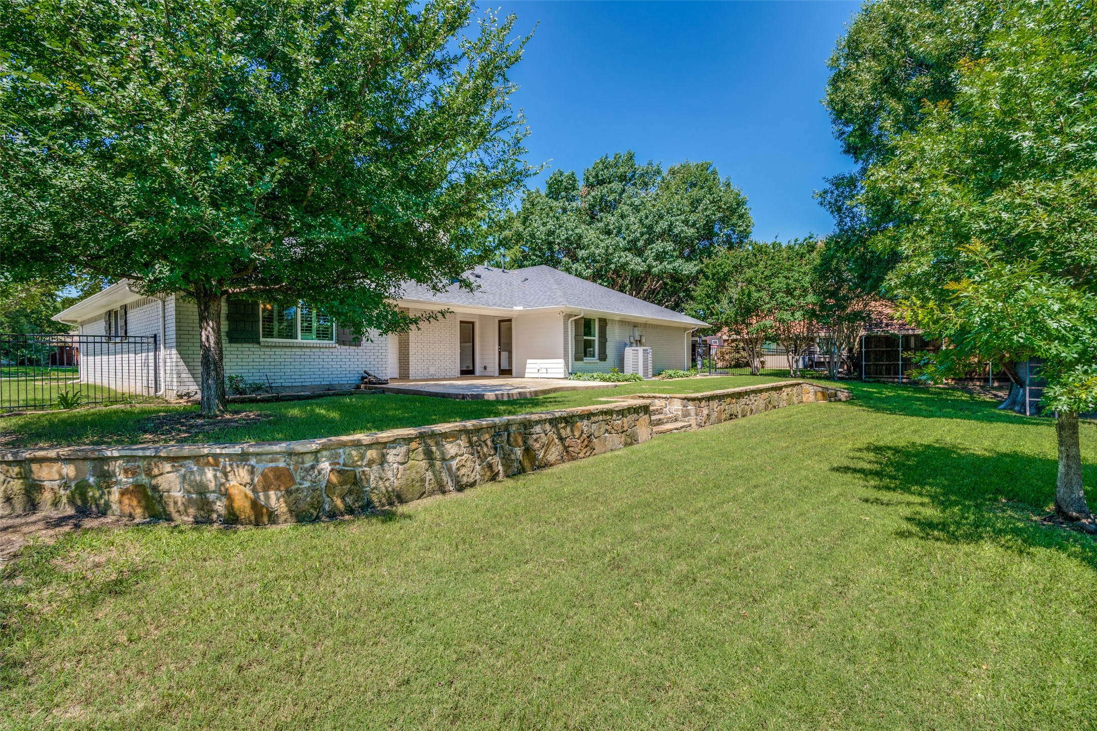 512 Greenridge Drive
