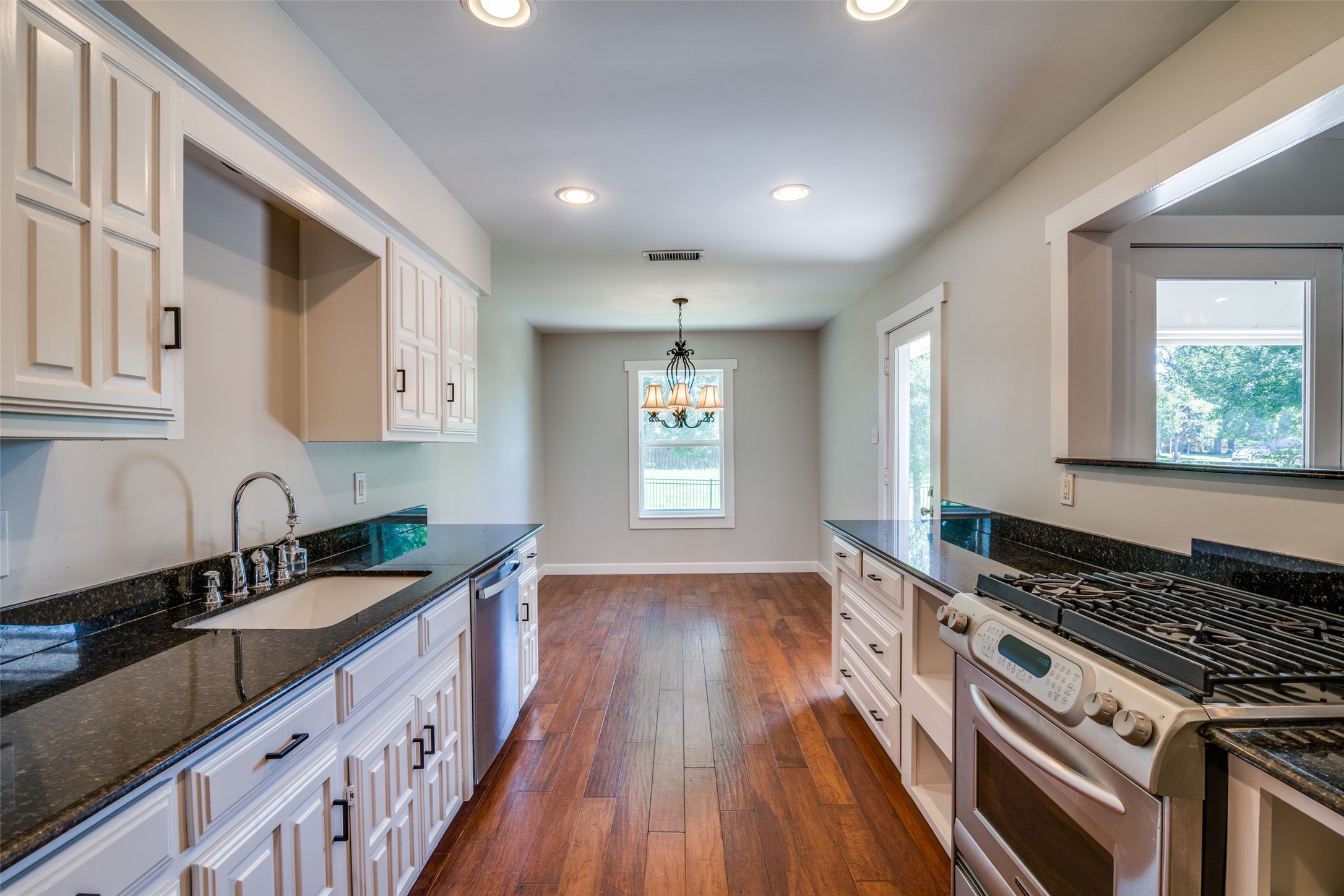 512 Greenridge Drive
