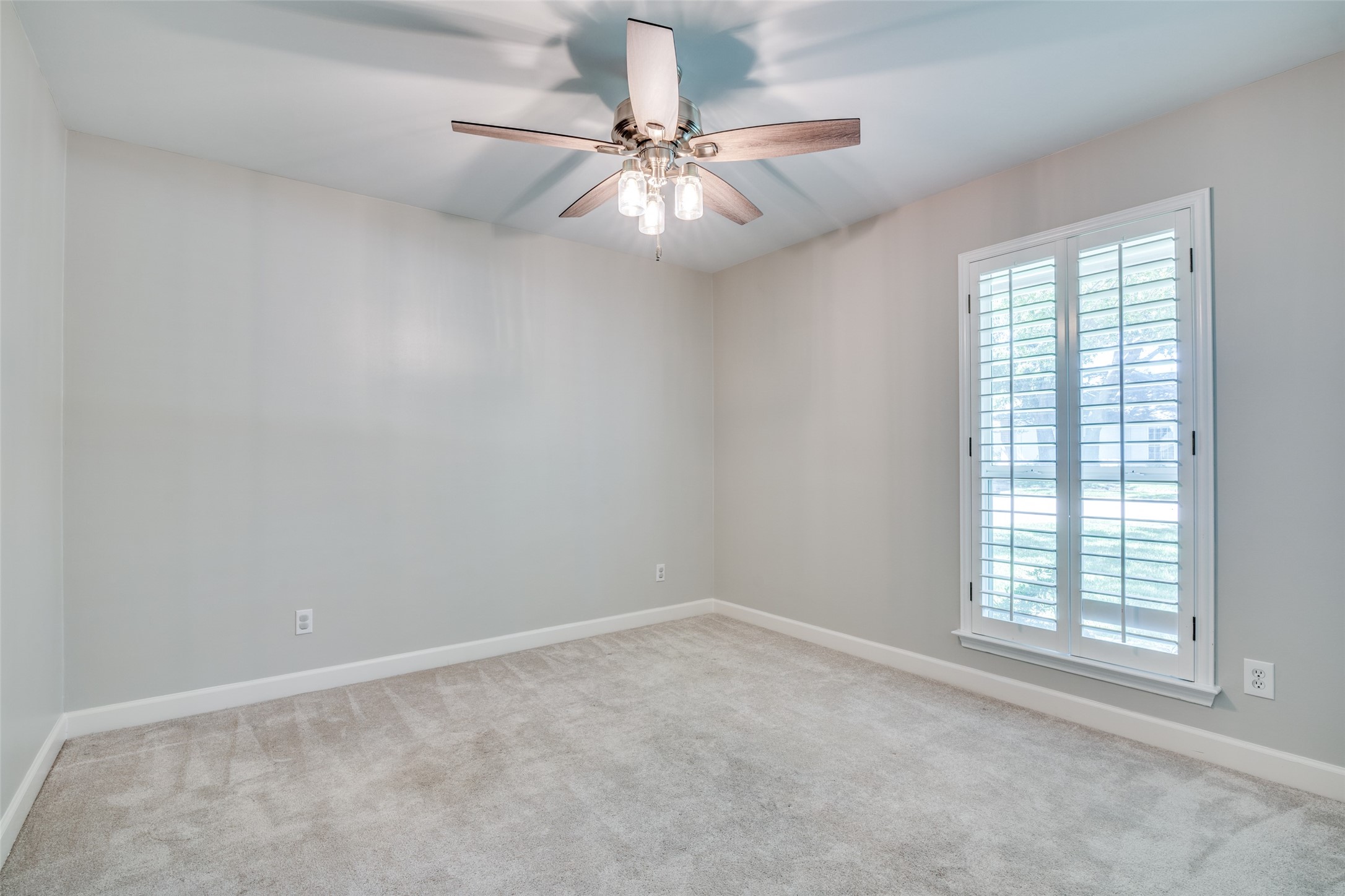 512 Greenridge Drive