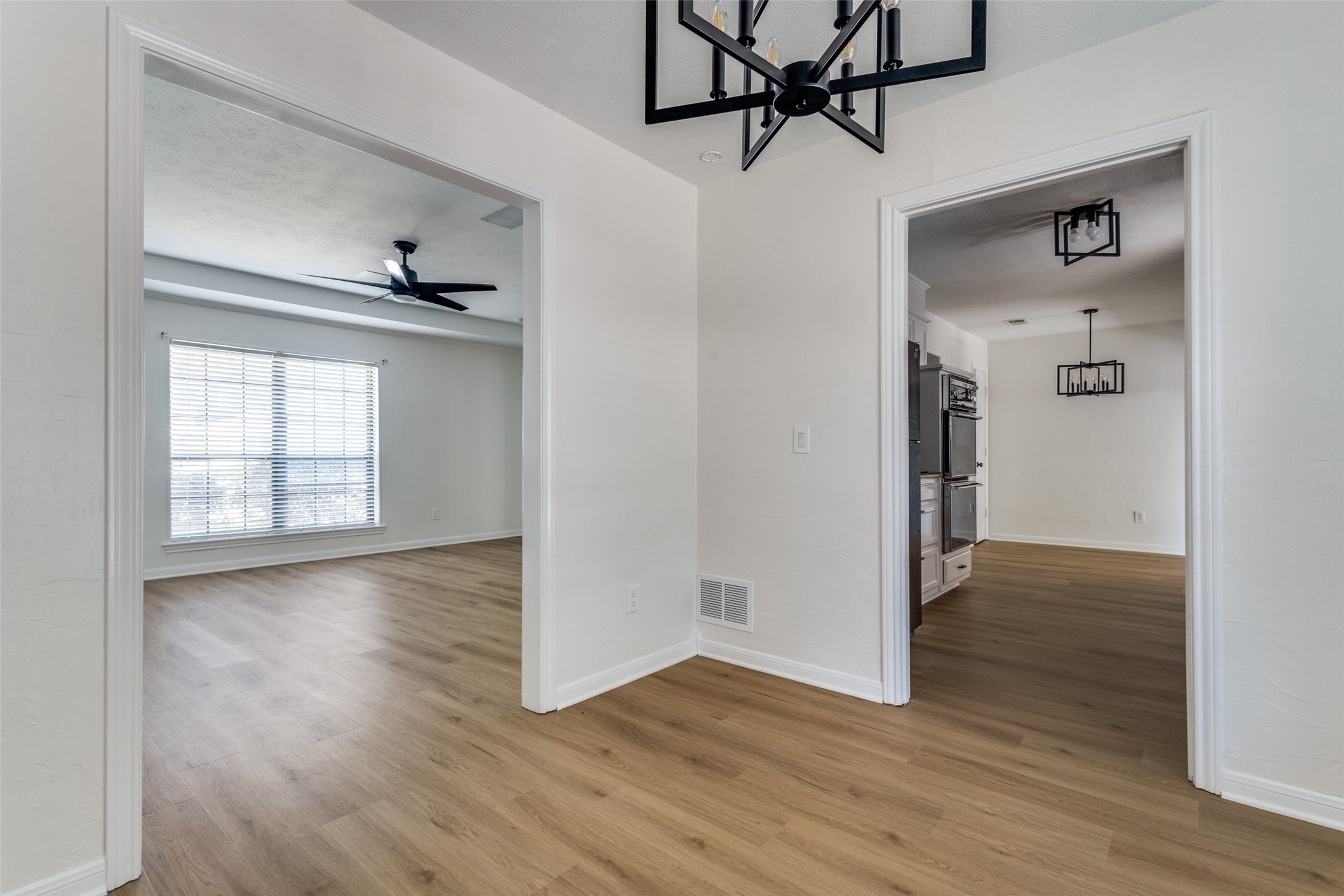 909 Edgefield Trail