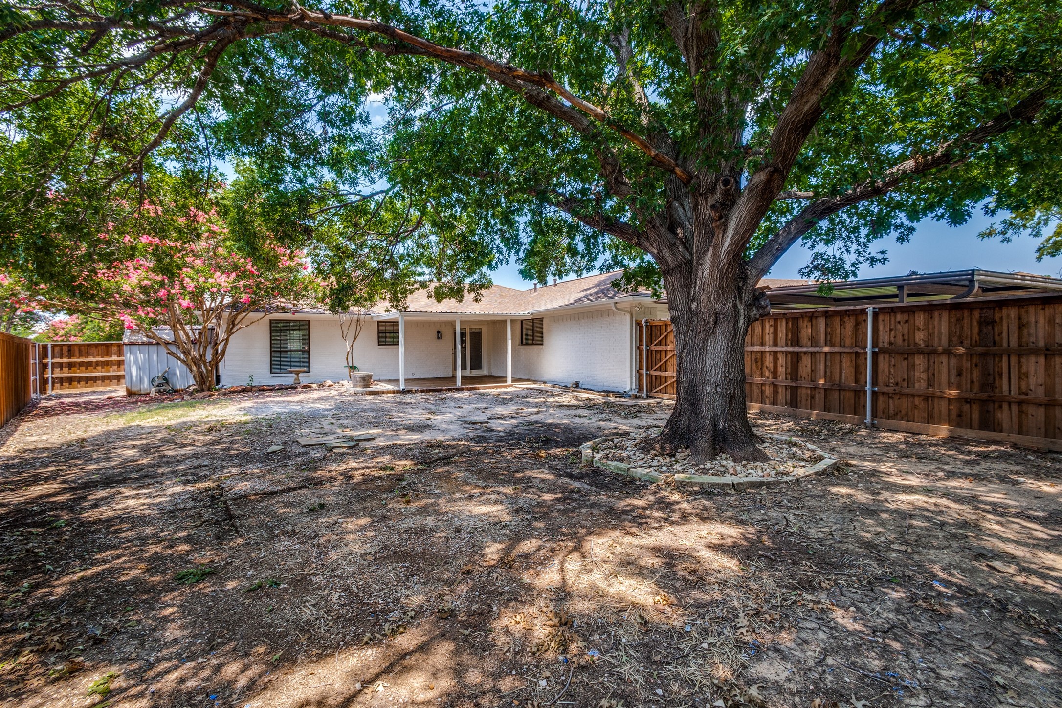 909 Edgefield Trail