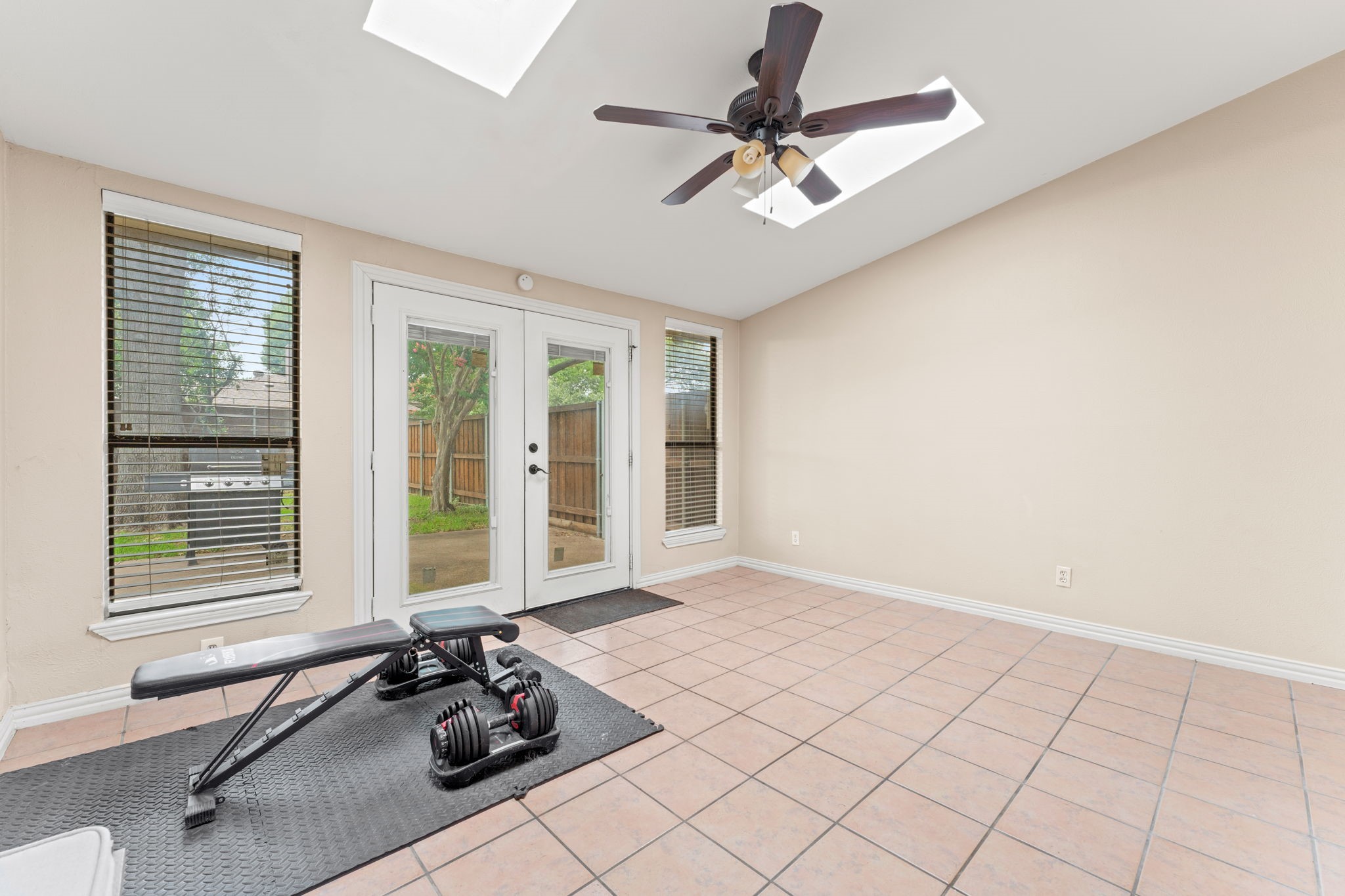 519 Parish Place