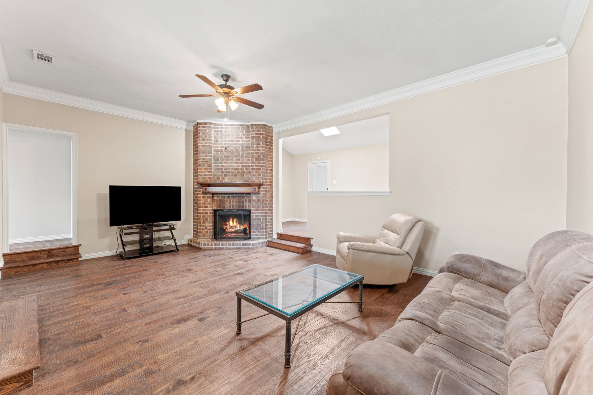 519 Parish Place
