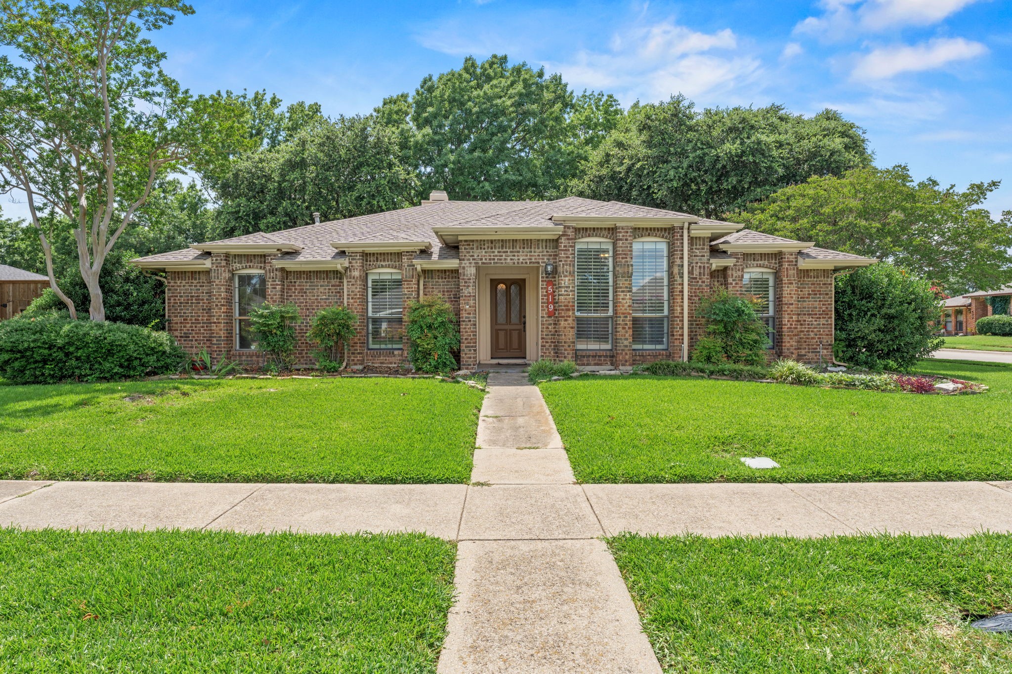 519 Parish Place