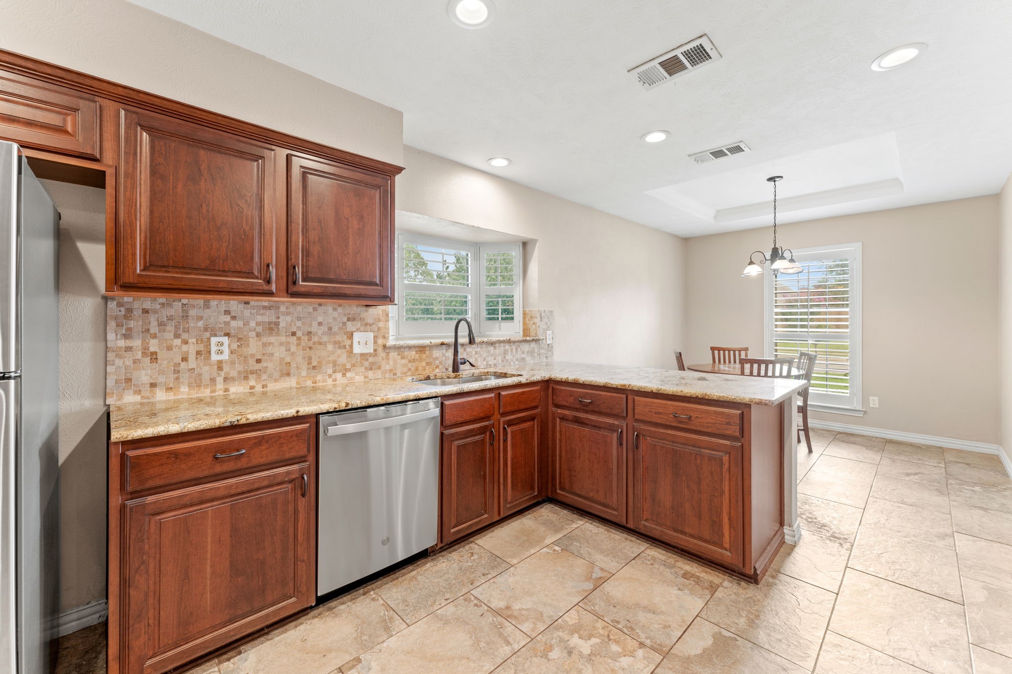 519 Parish Place