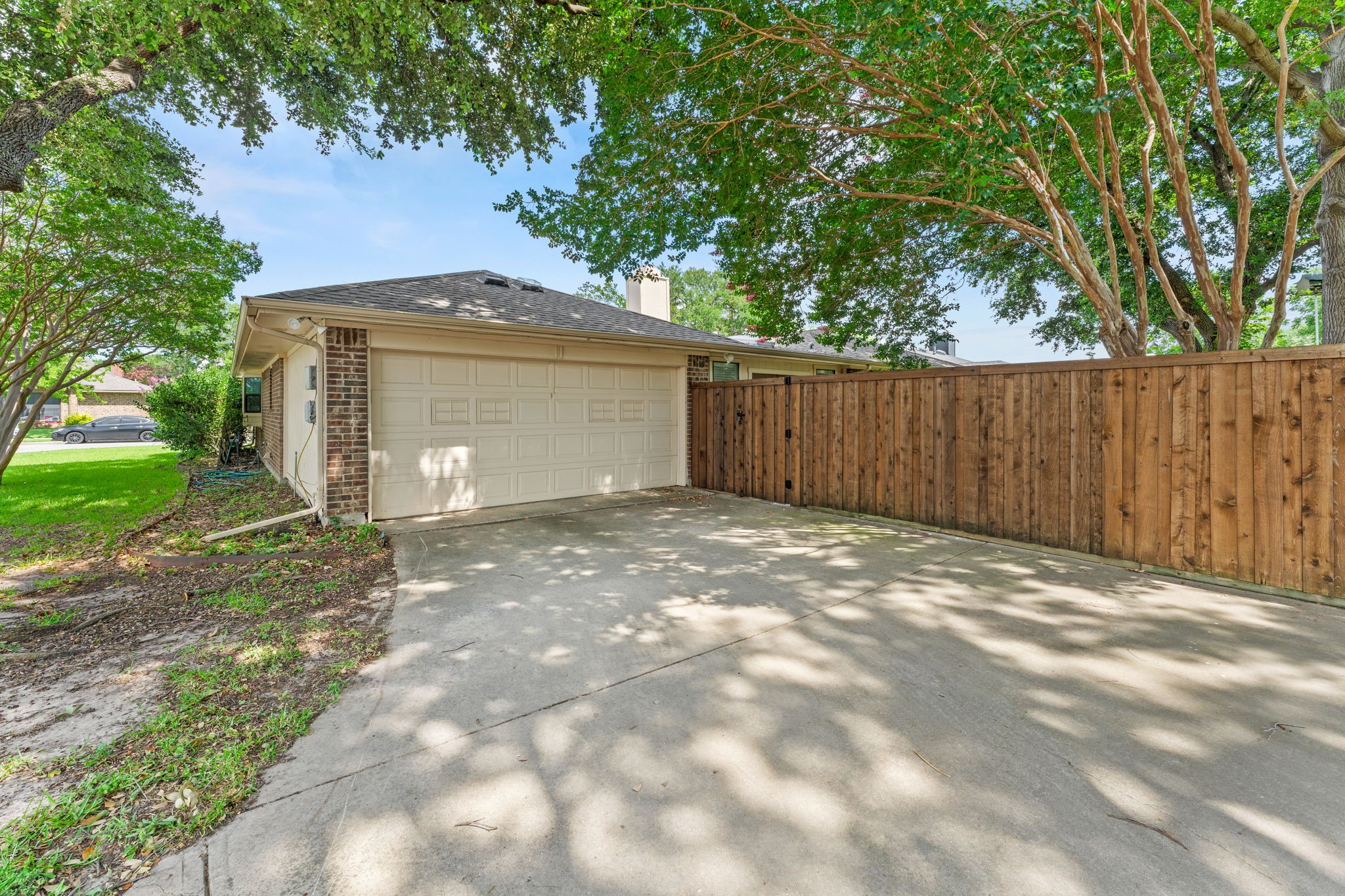 519 Parish Place