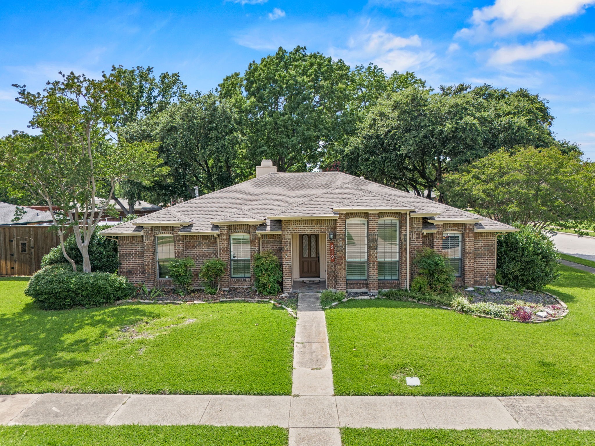 519 Parish Place