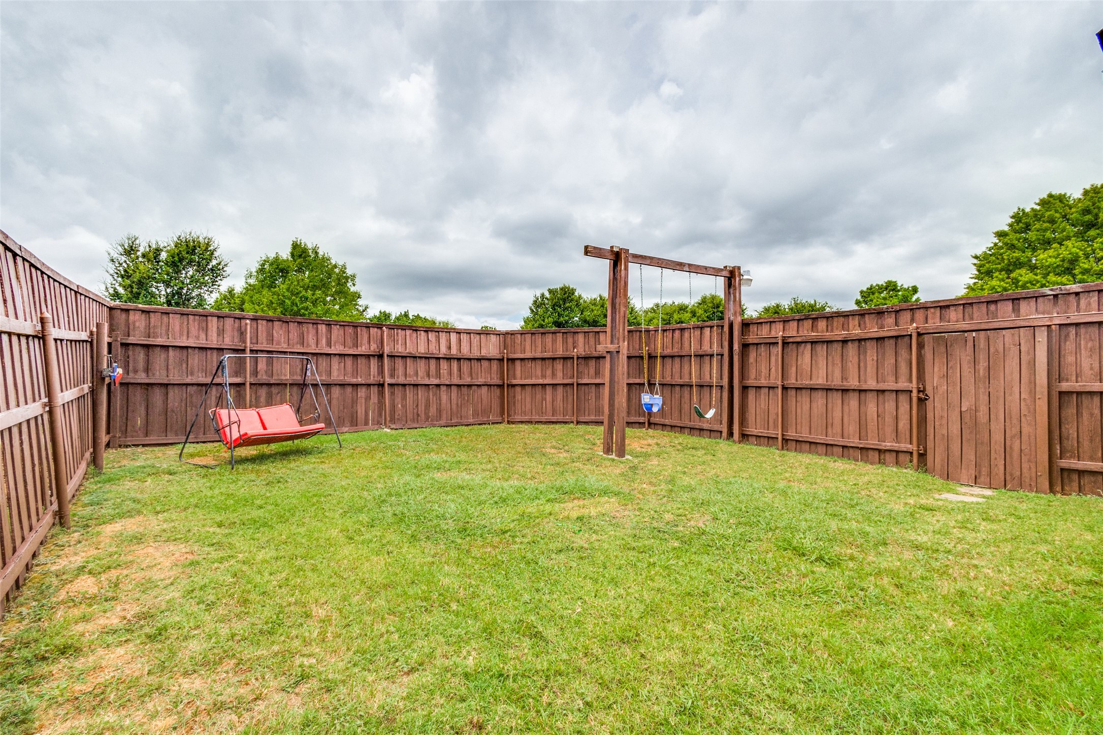 1244 Christopher Lane