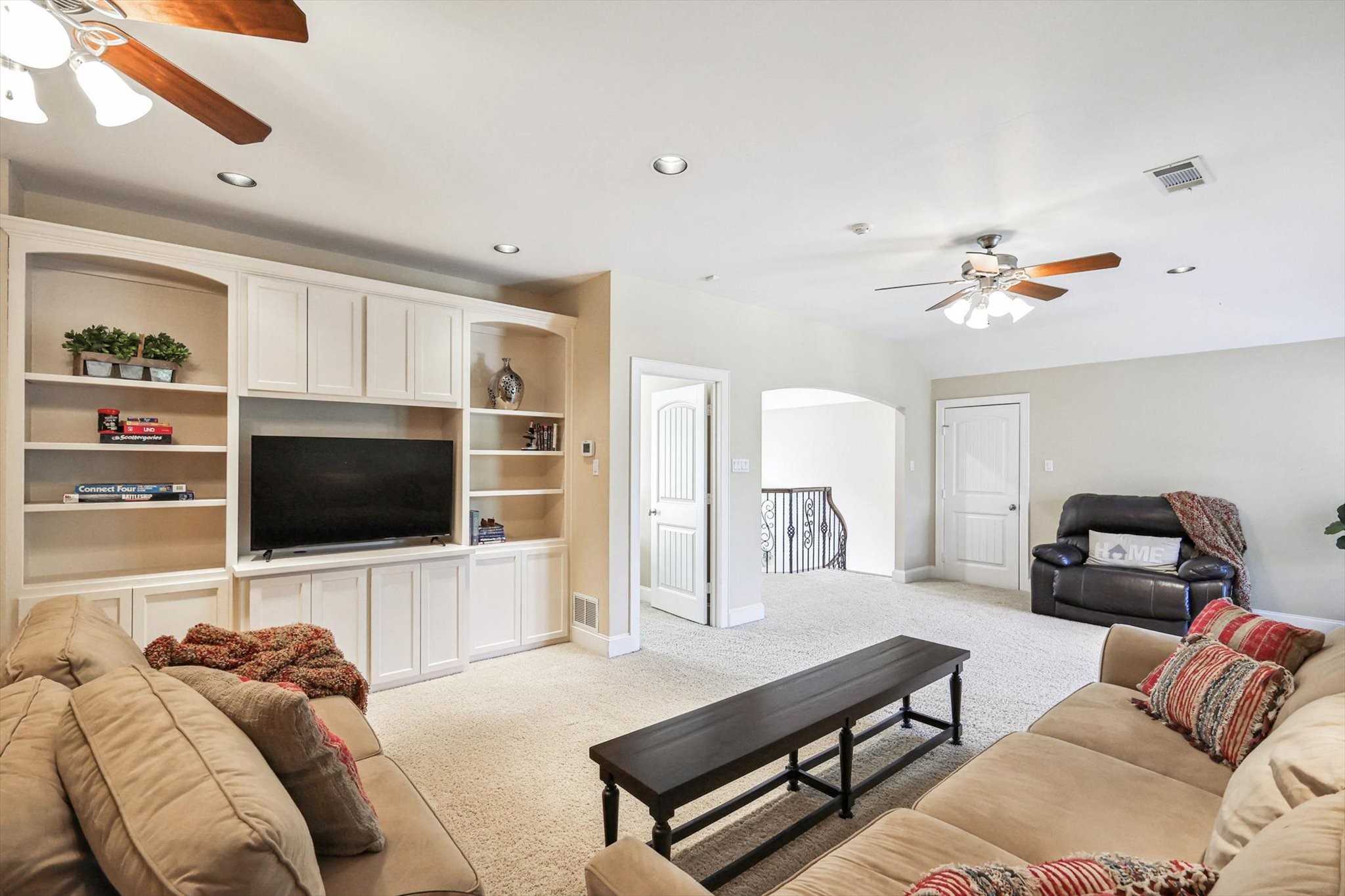 300 Whispering Oaks Drive
