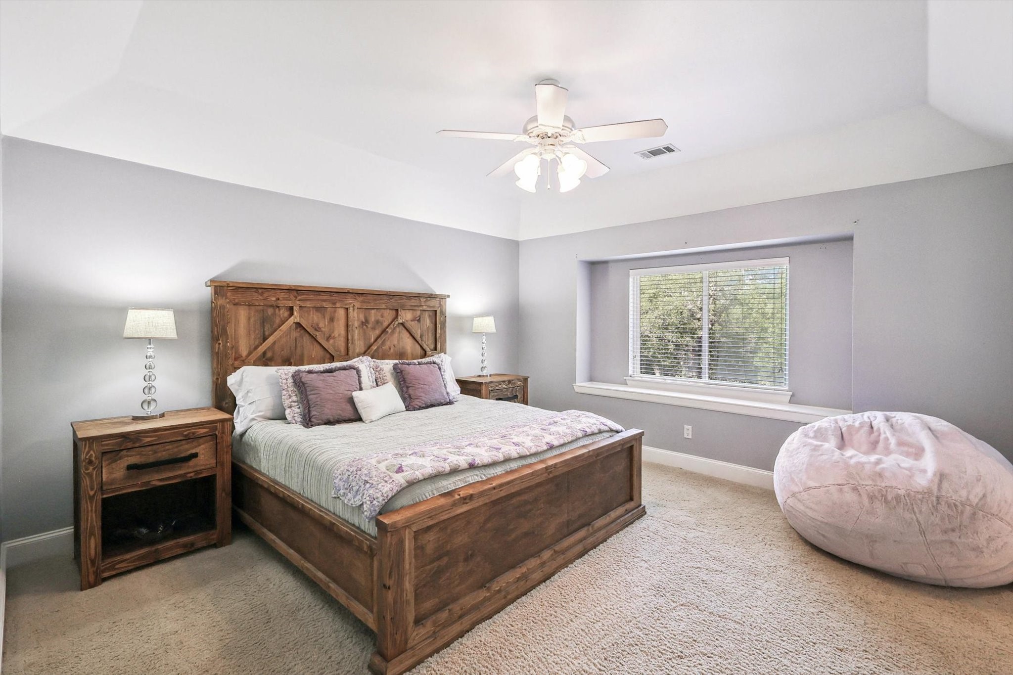 300 Whispering Oaks Drive