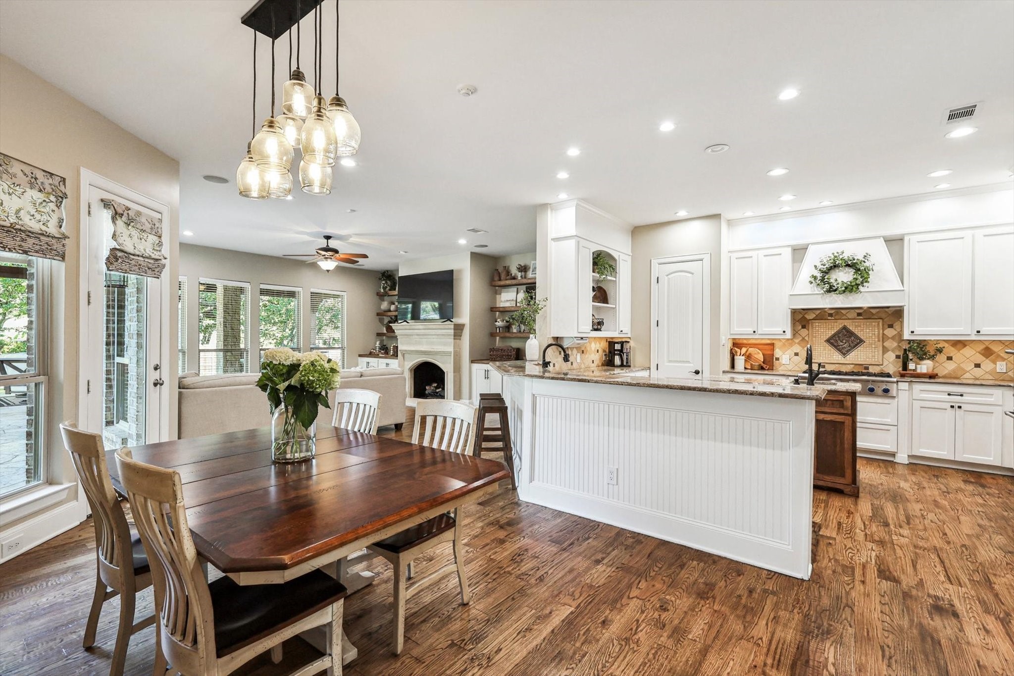 300 Whispering Oaks Drive