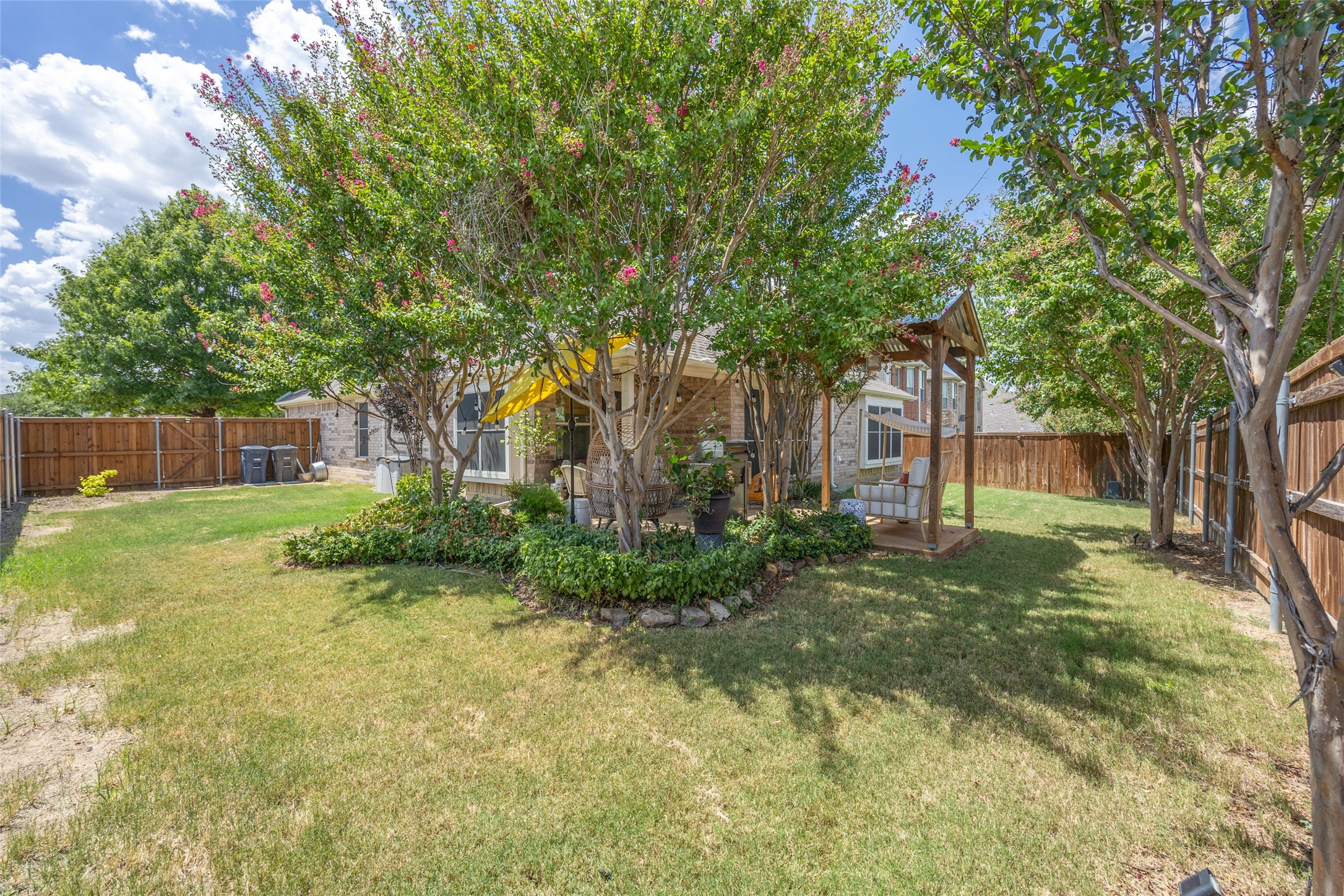 4569 Sheldon Trail