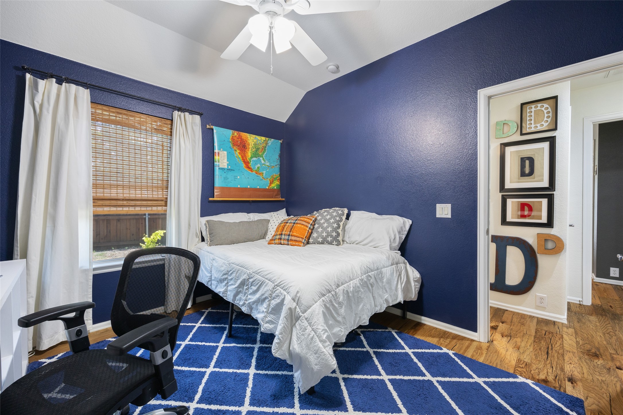 4569 Sheldon Trail