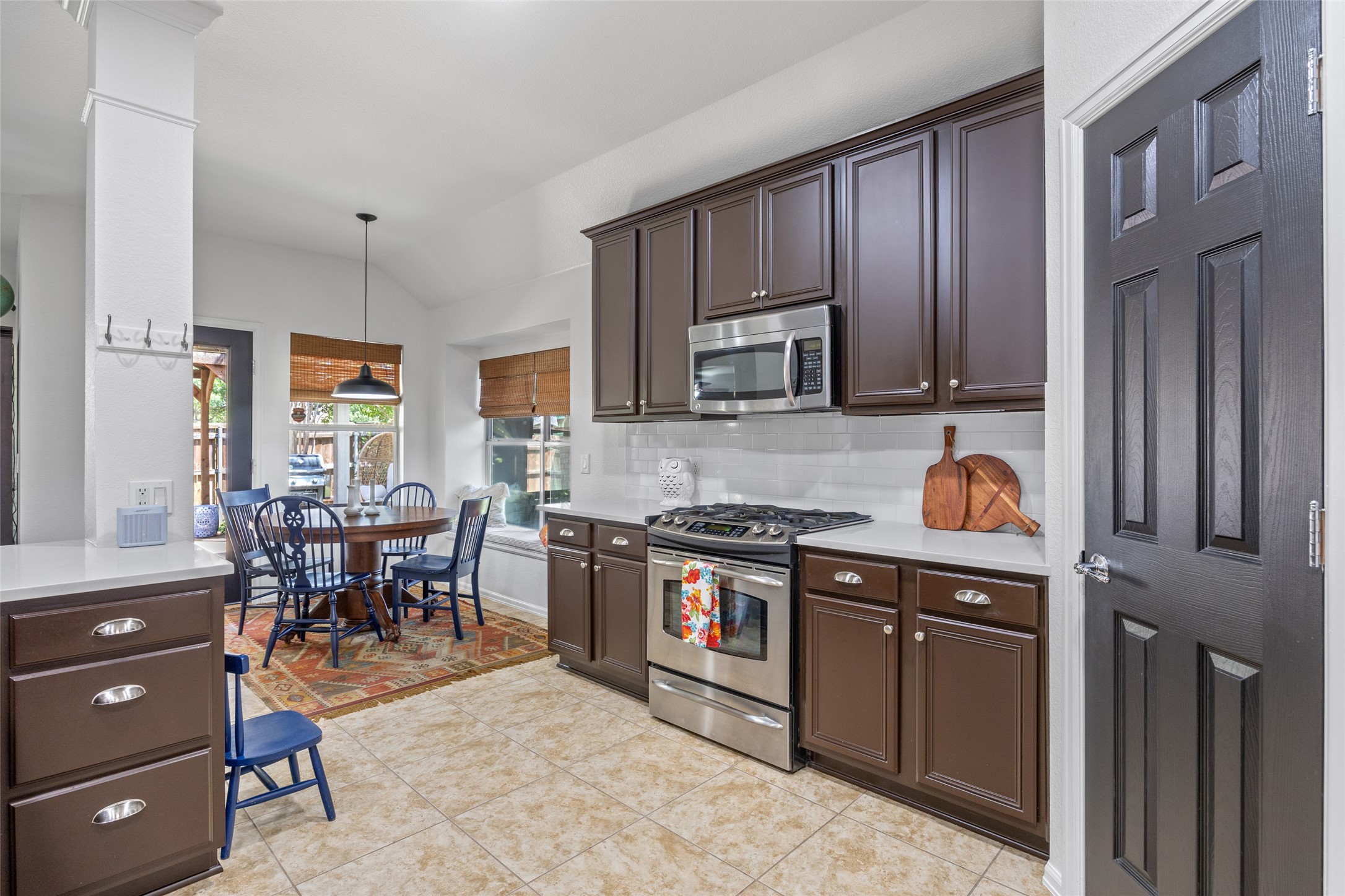 4569 Sheldon Trail