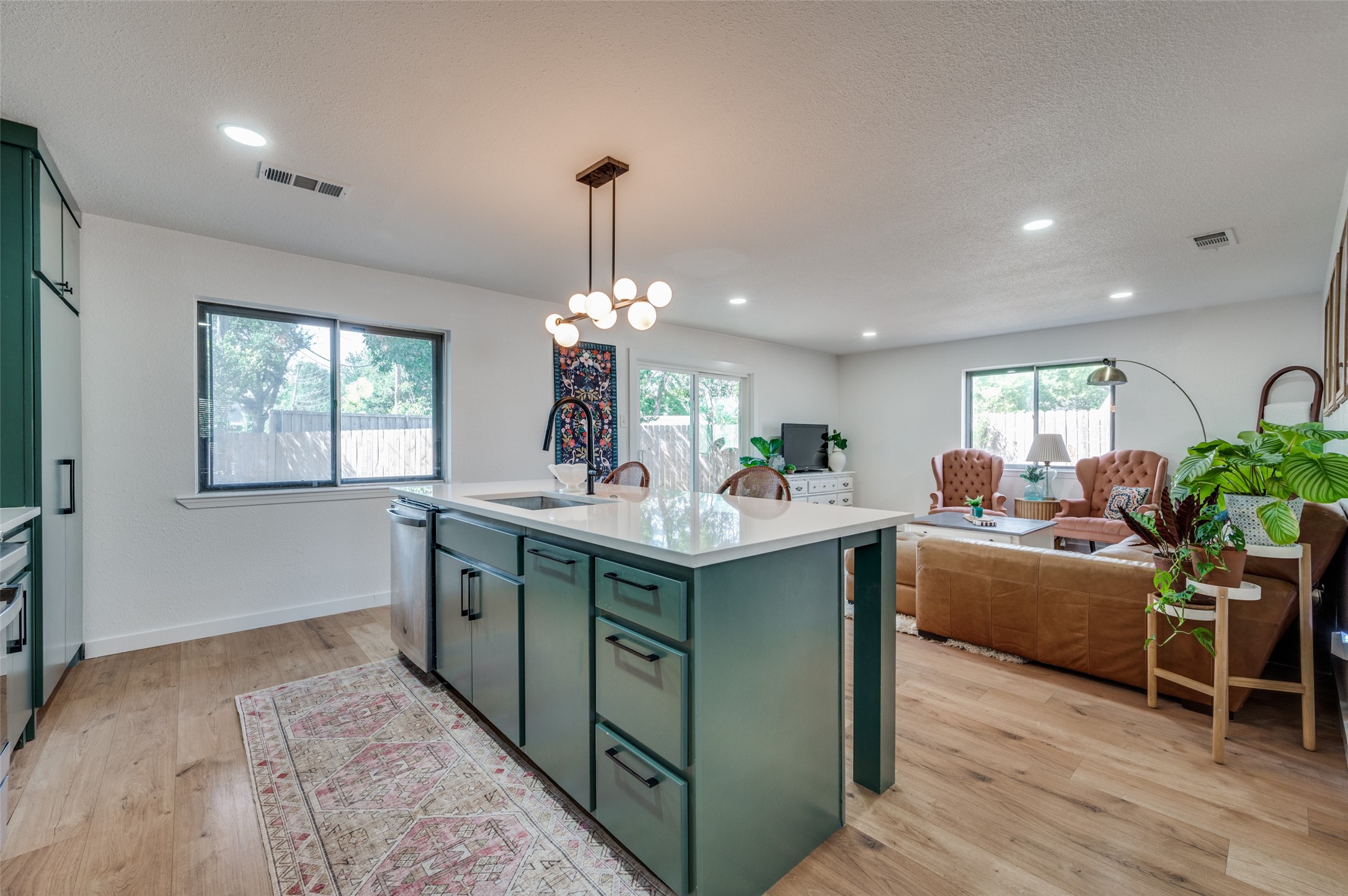 2004 Milam Circle