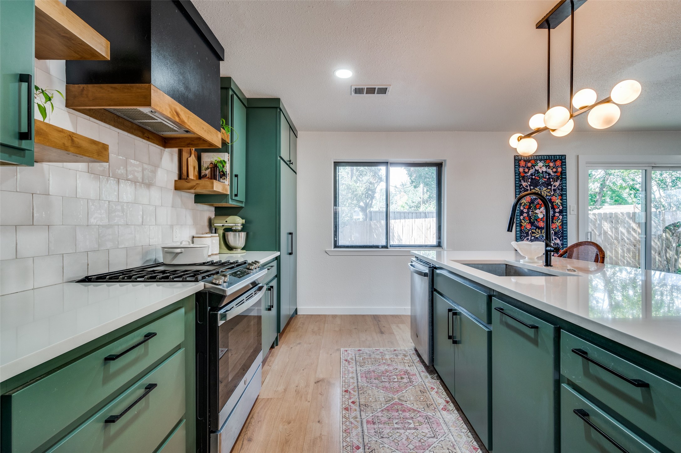 2004 Milam Circle