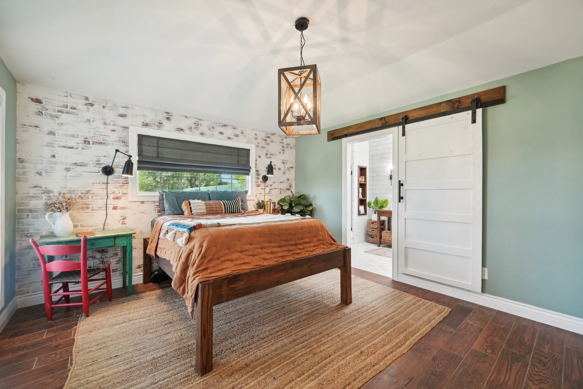 1003 Meadow Lane