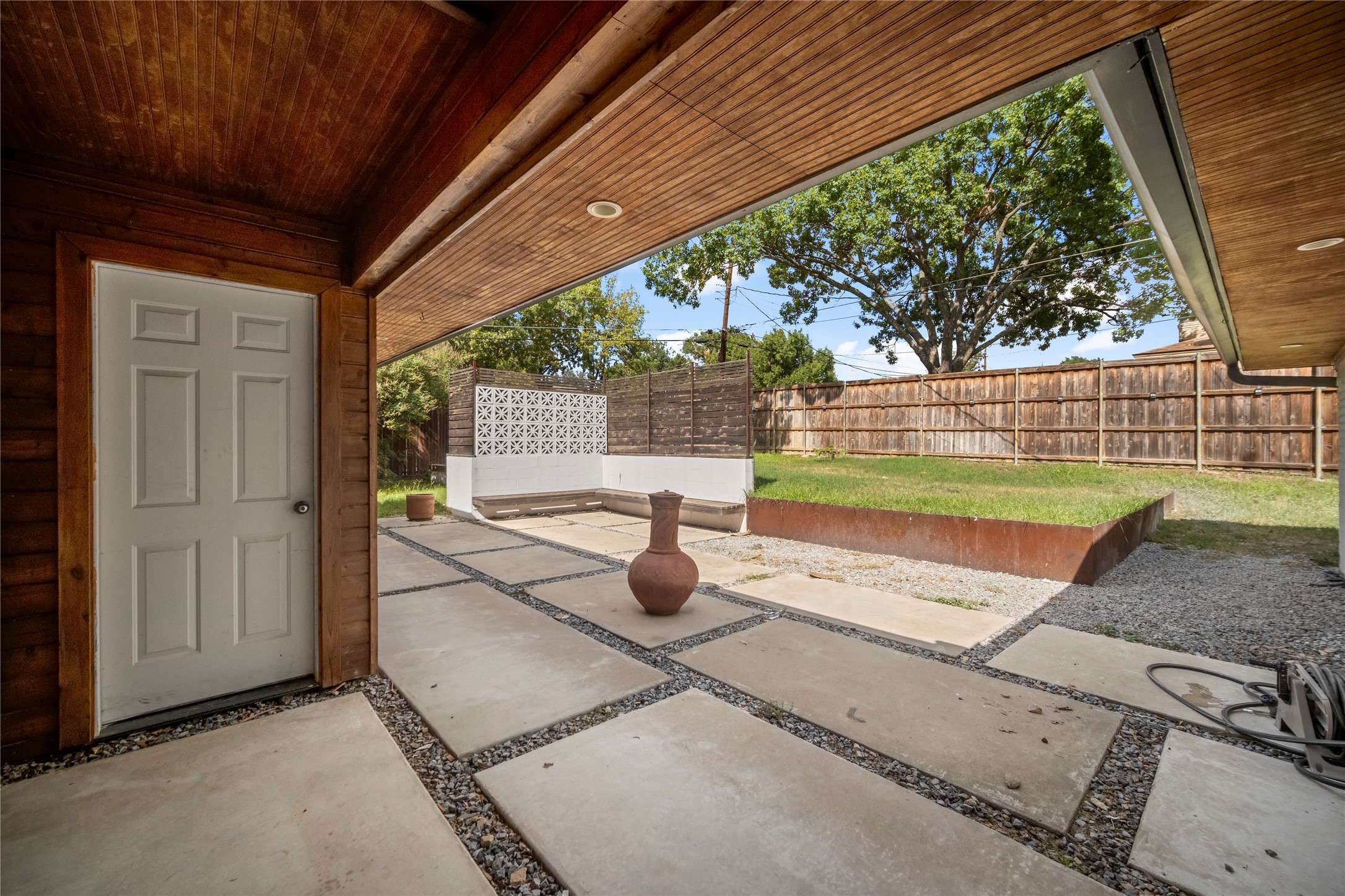 10731 Meadowcliff Lane