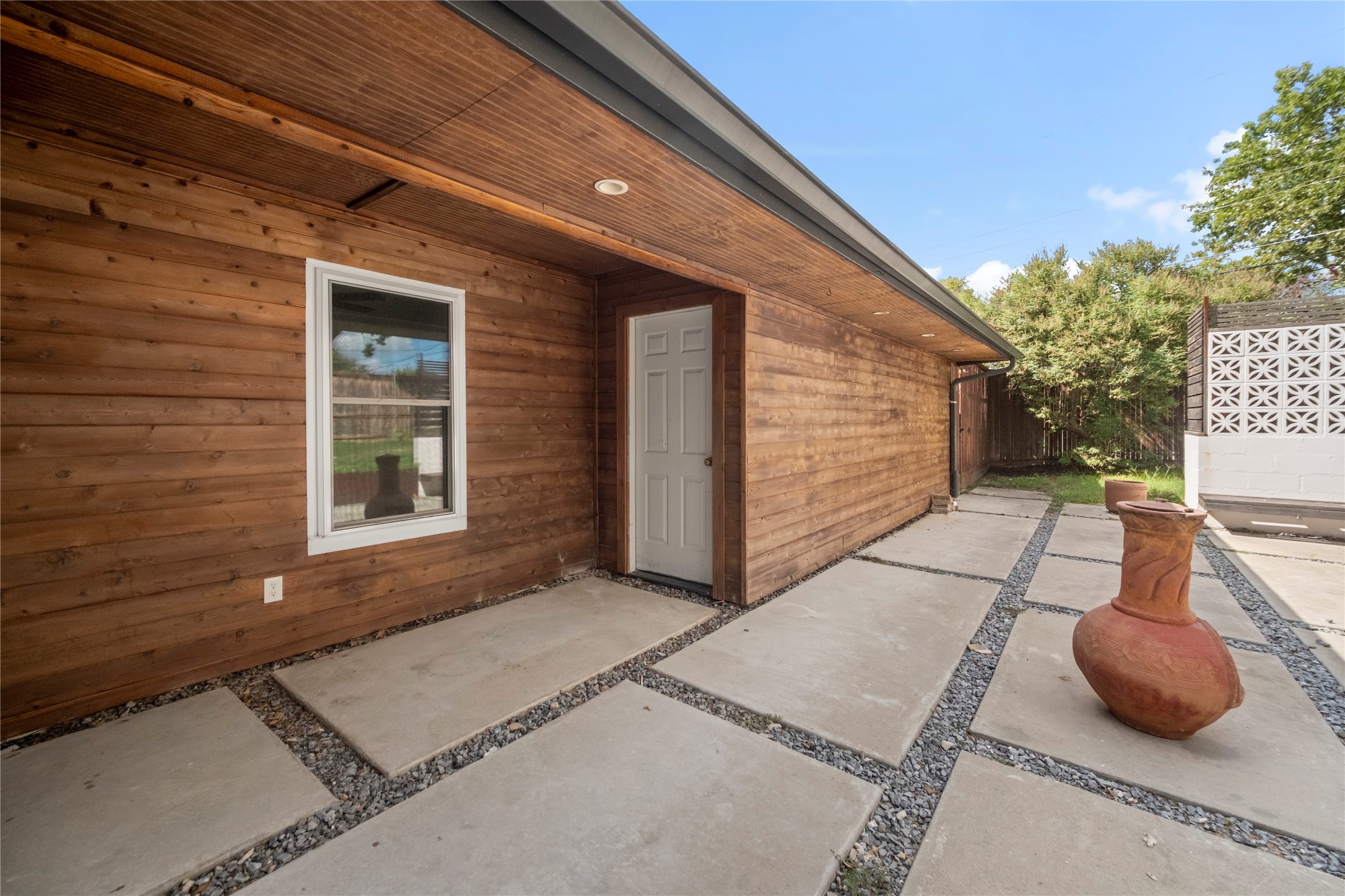 10731 Meadowcliff Lane