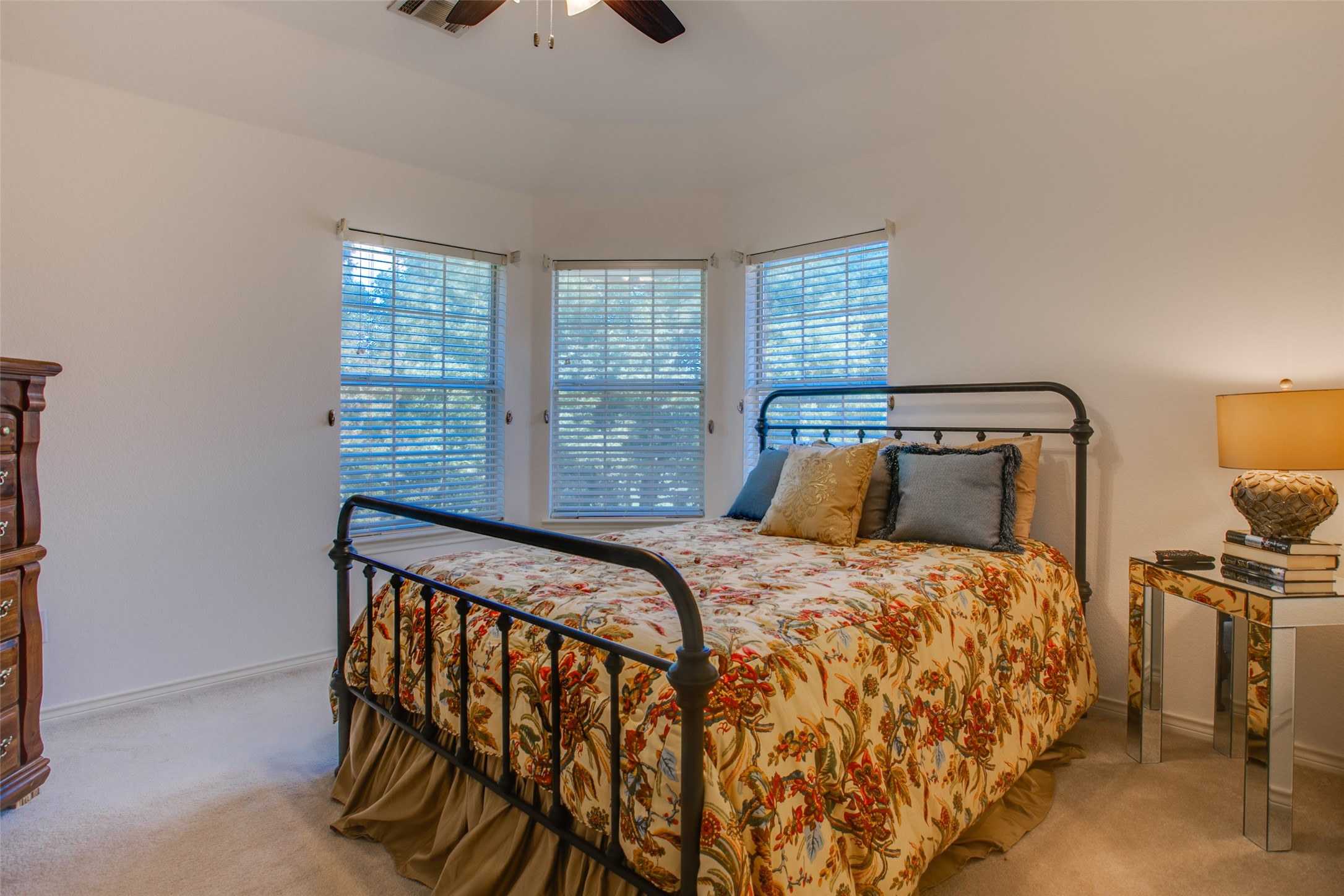 3516 Boxwood Drive