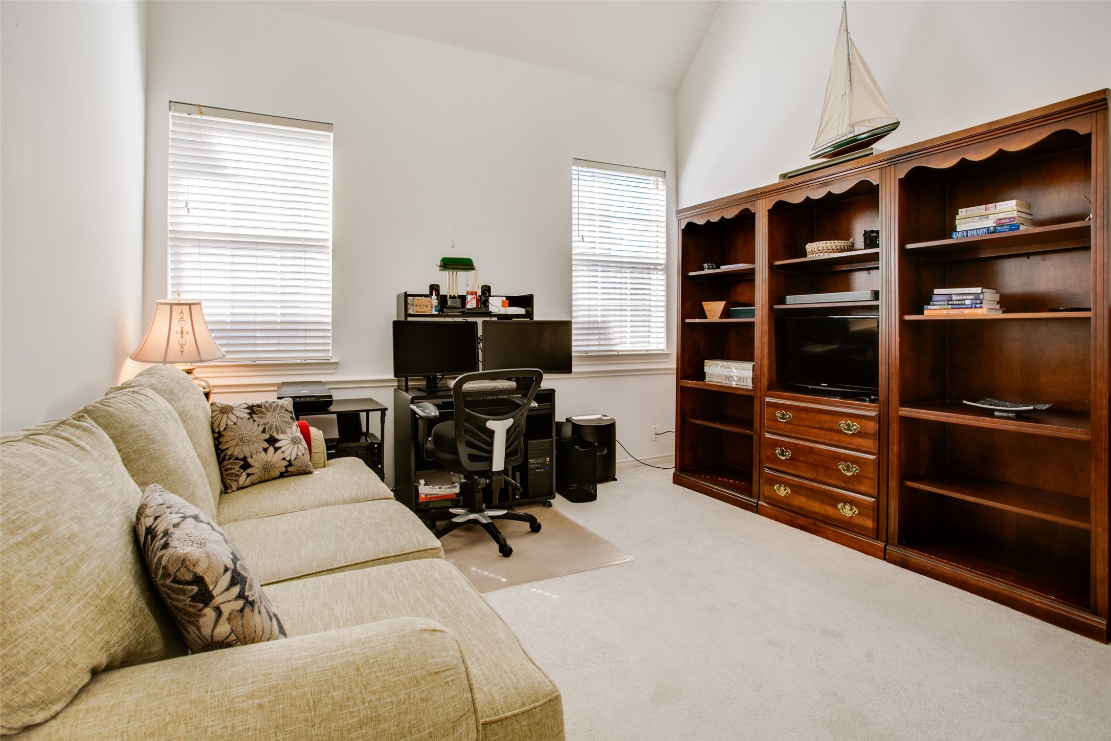 3516 Boxwood Drive