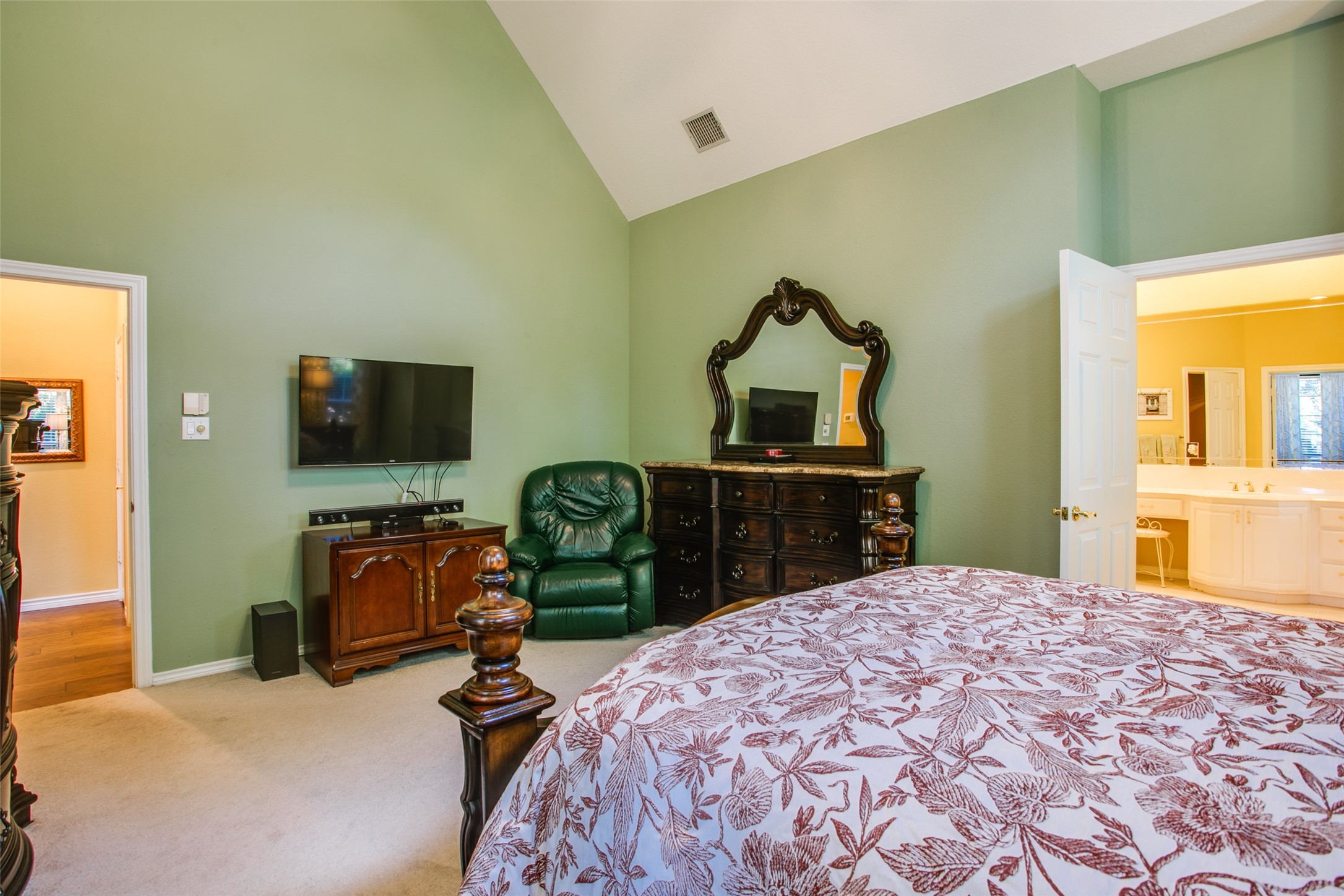 3516 Boxwood Drive