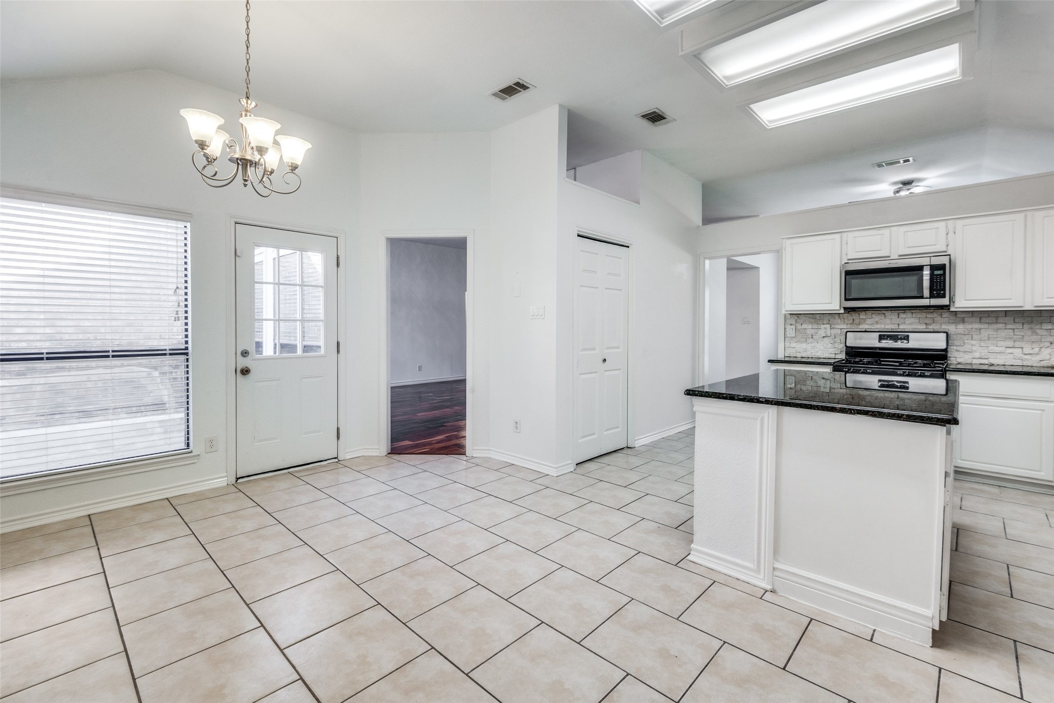 1673 Crosshaven Drive