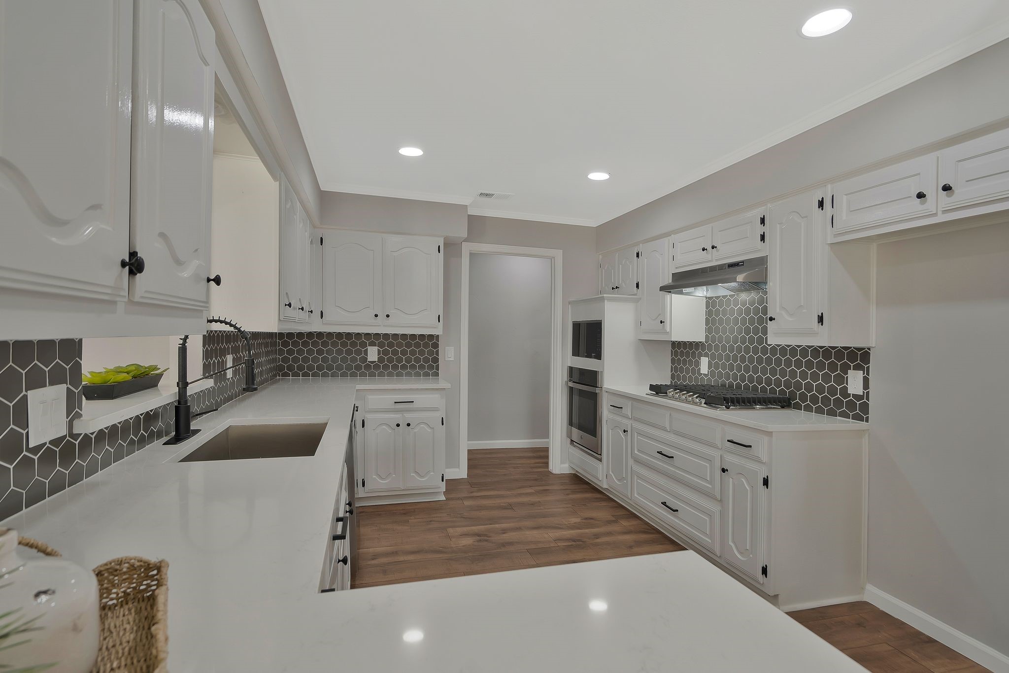 3620 S Echo Trail