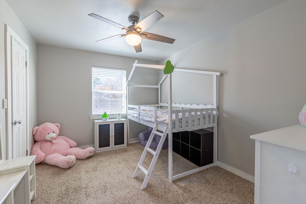 1225 Mockingbird Drive