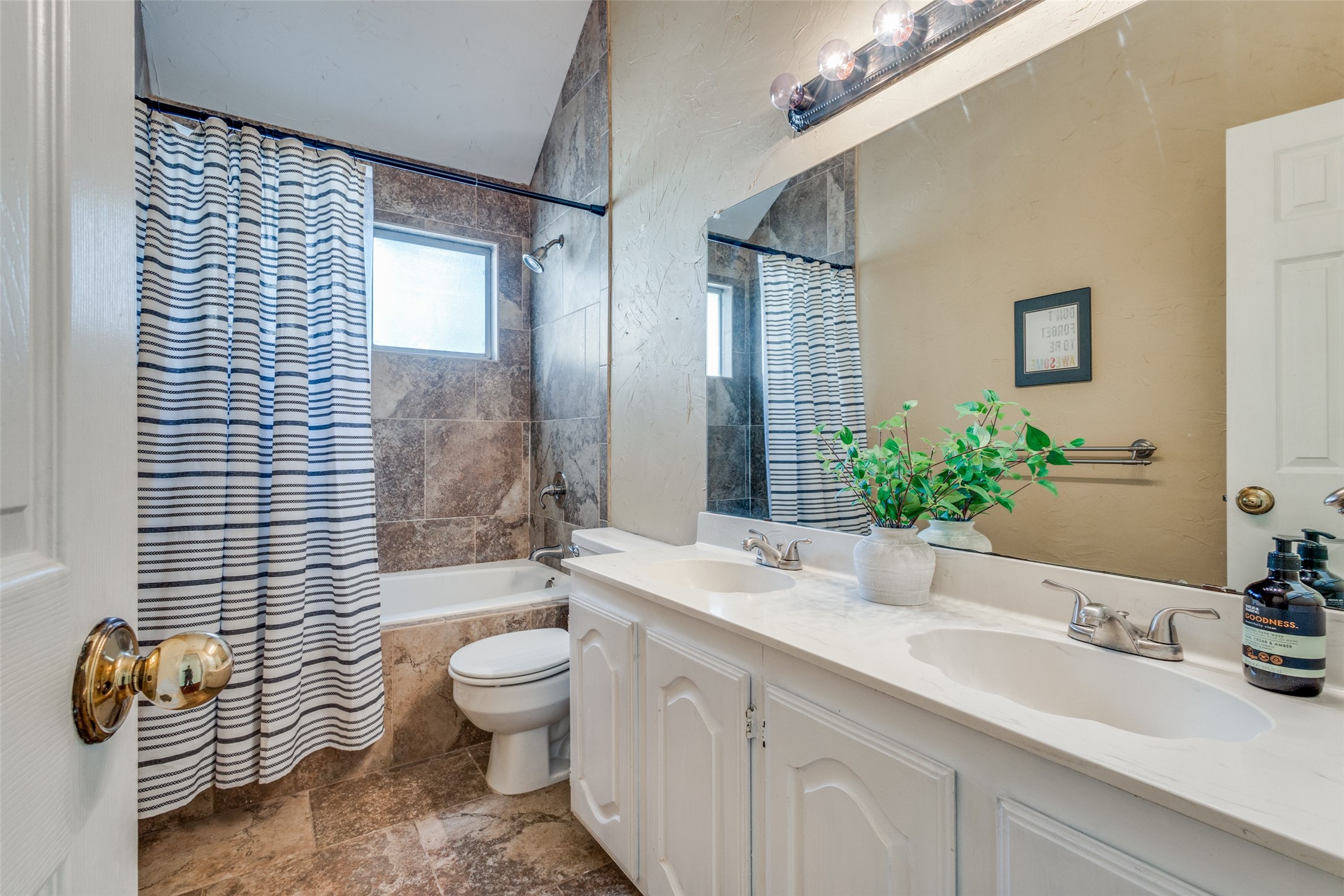 2313 Misty Trail Lane